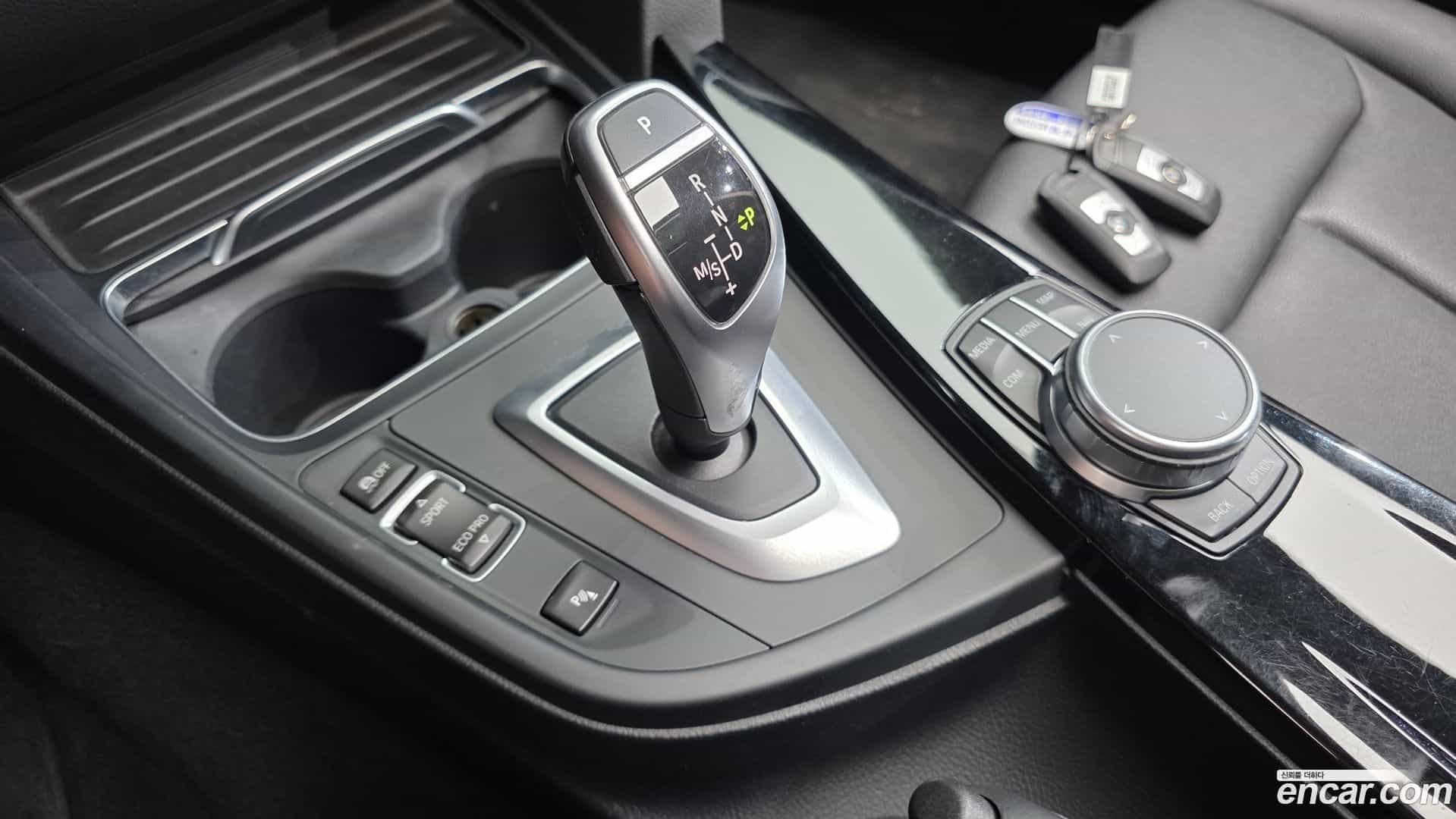 Gran Turismo BMW 2020.4-INNER-009