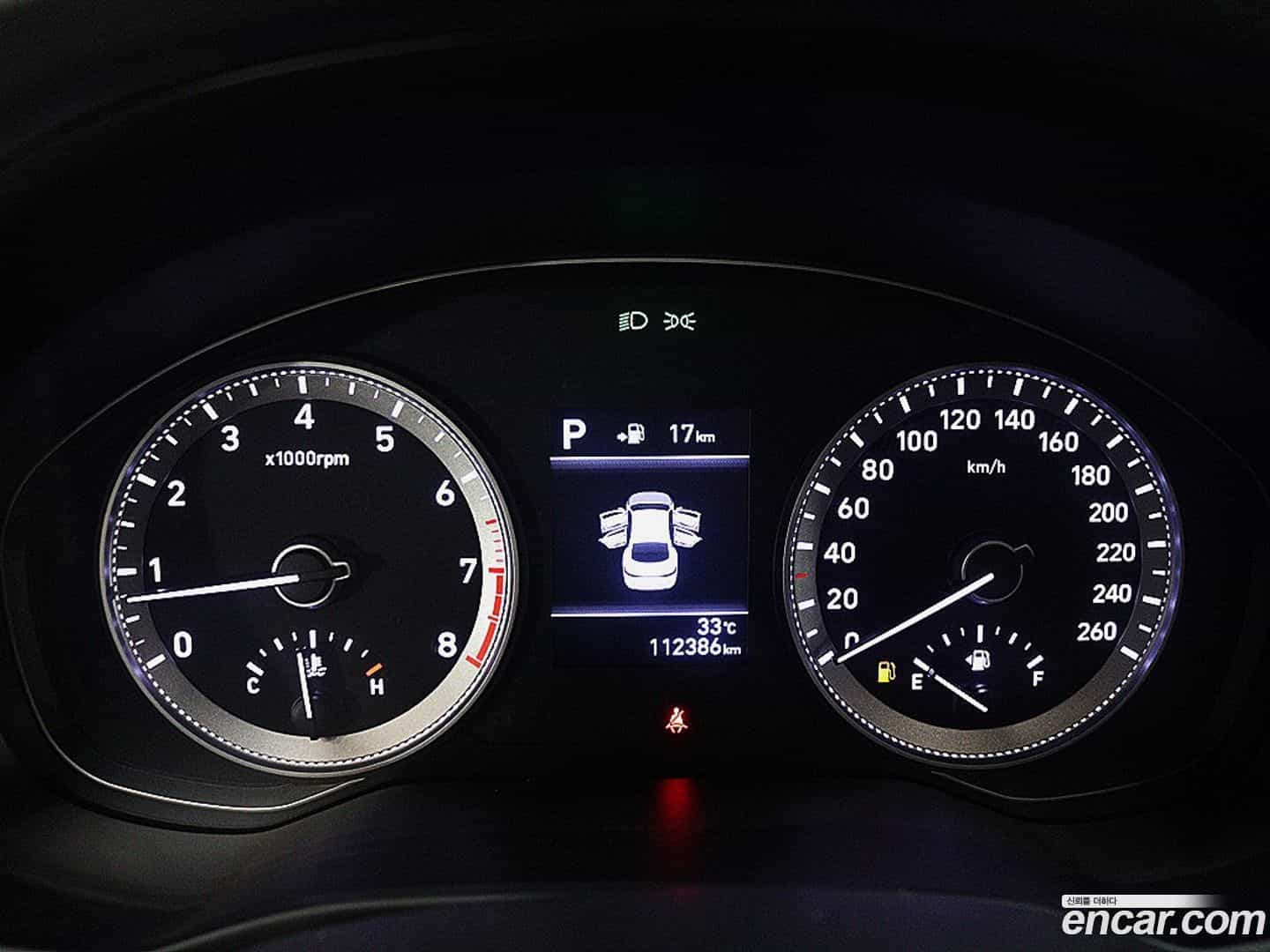 Grandeur Hyundai 2017.0-INNER-008