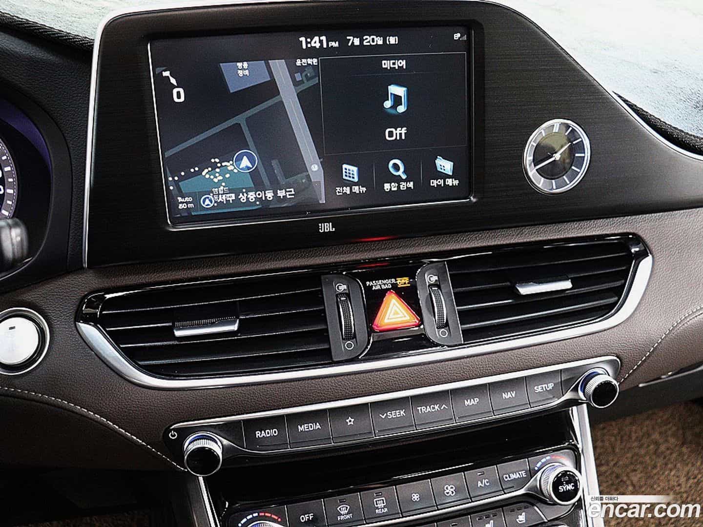 Grandeur Hyundai 2017.0-OPTION-017