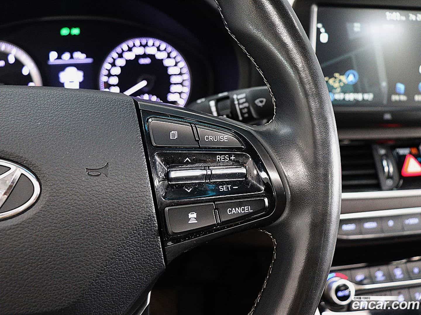 Grandeur Hyundai 2017.0-OPTION-020