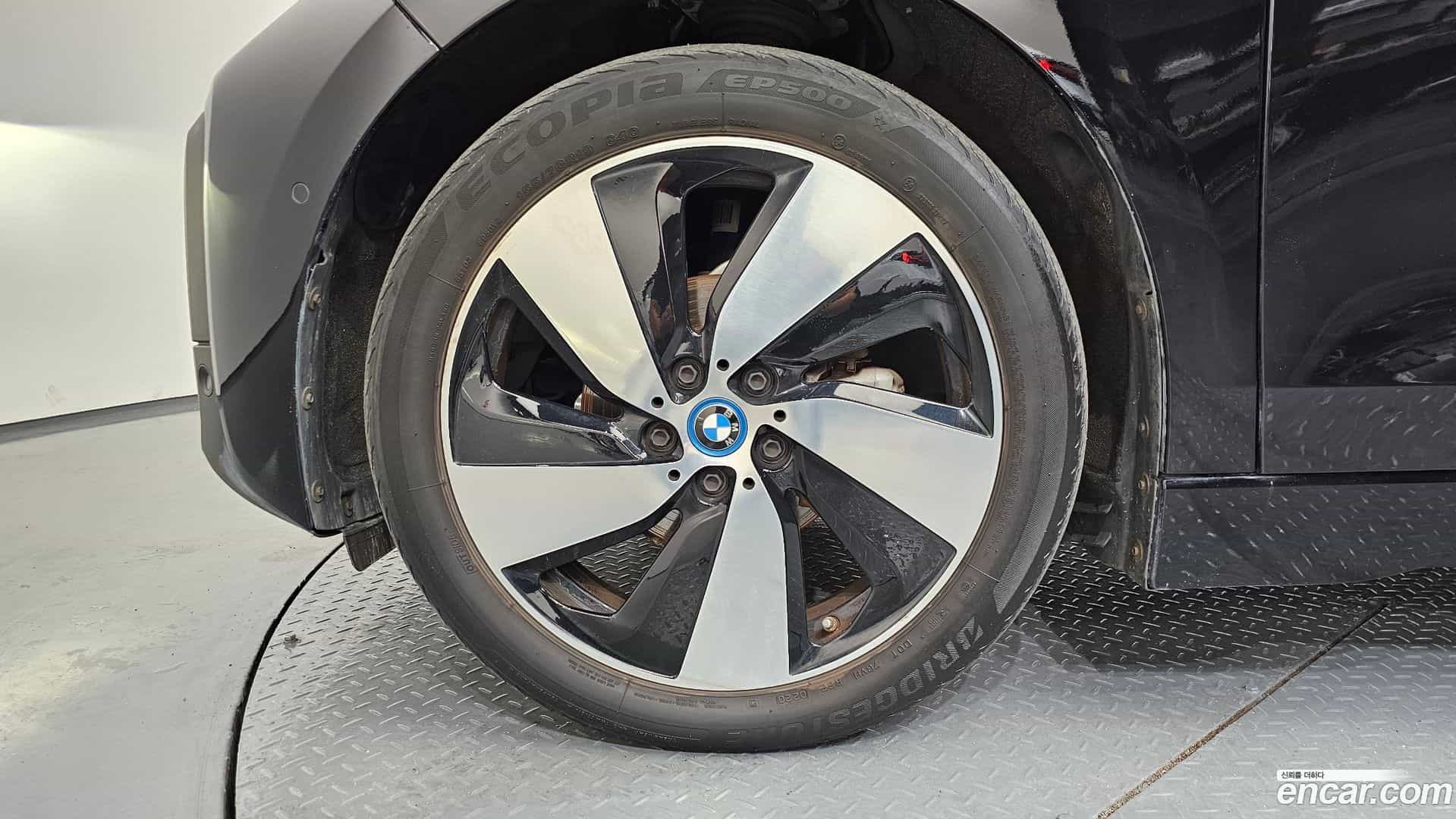 i3 BMW 2020.3-OUTER-005