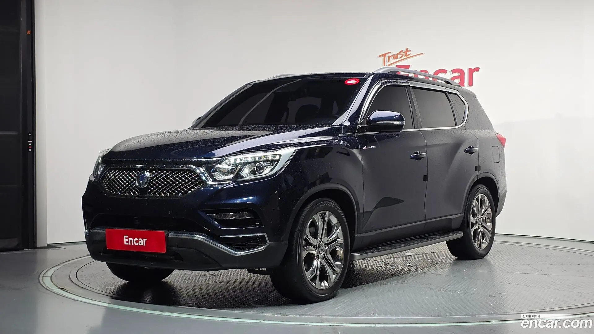 Main__Slider__Photo:Rexton KG Mobility 2019.6-0