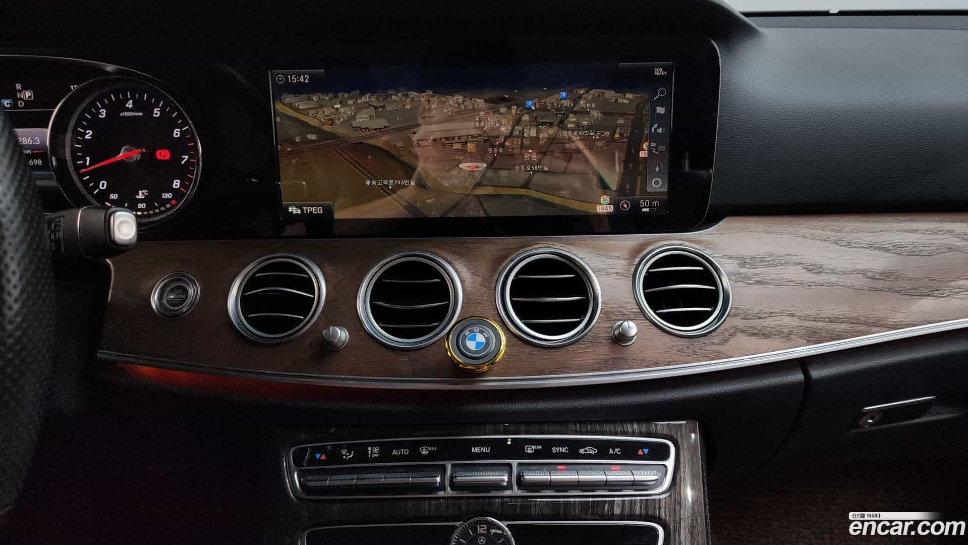 E-Class Mercedes-Benz 2018.0-OPTION-016
