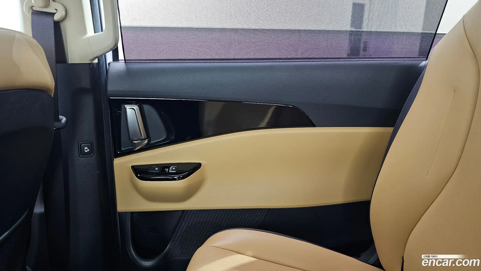 Canival Kia 2021.2-INNER-035
