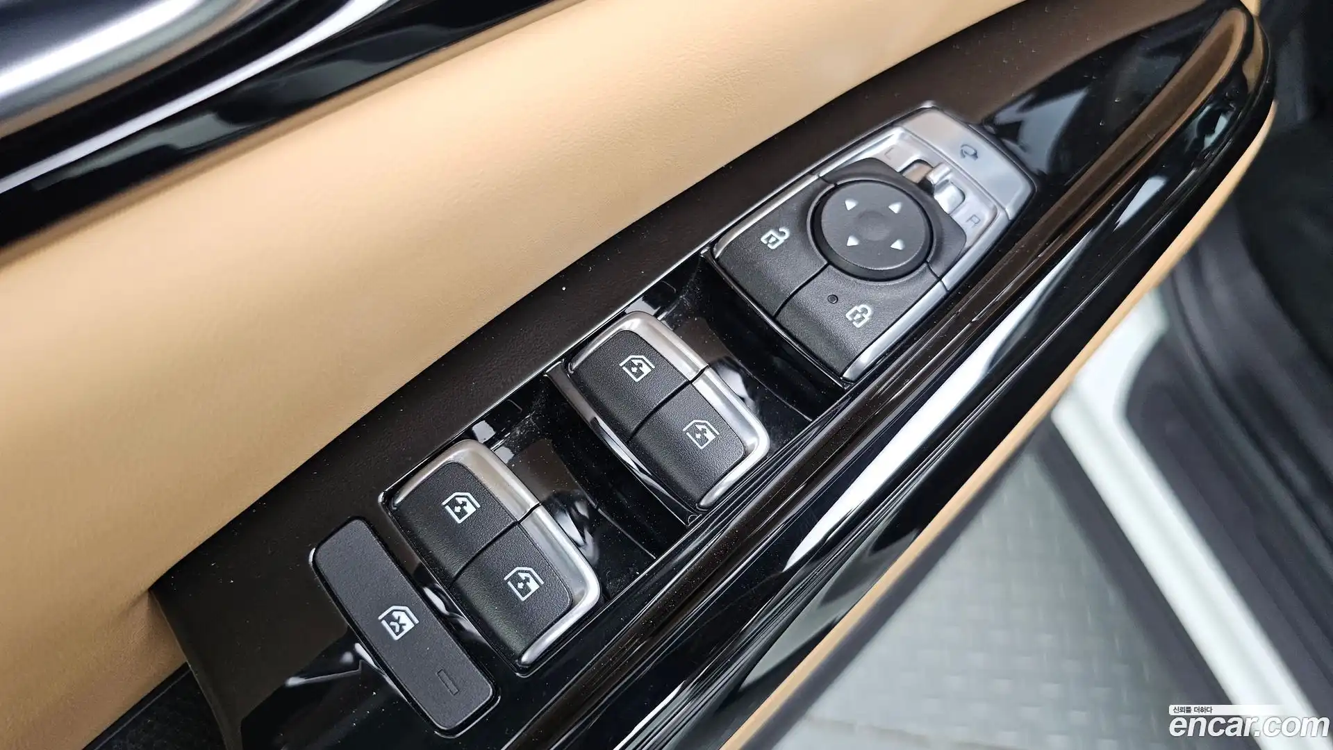 Canival Kia 2021.2-OPTION-040