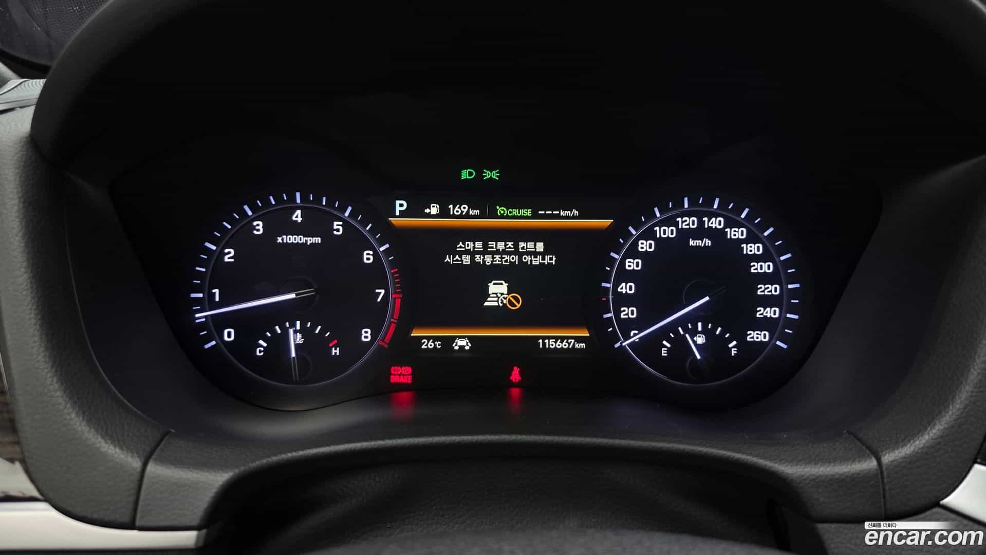 G80 Genesis 2019.0-INNER-008