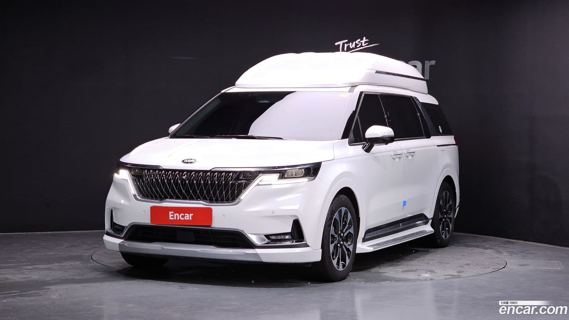 Main__Slider__Photo:Canival Kia 2021.2-0