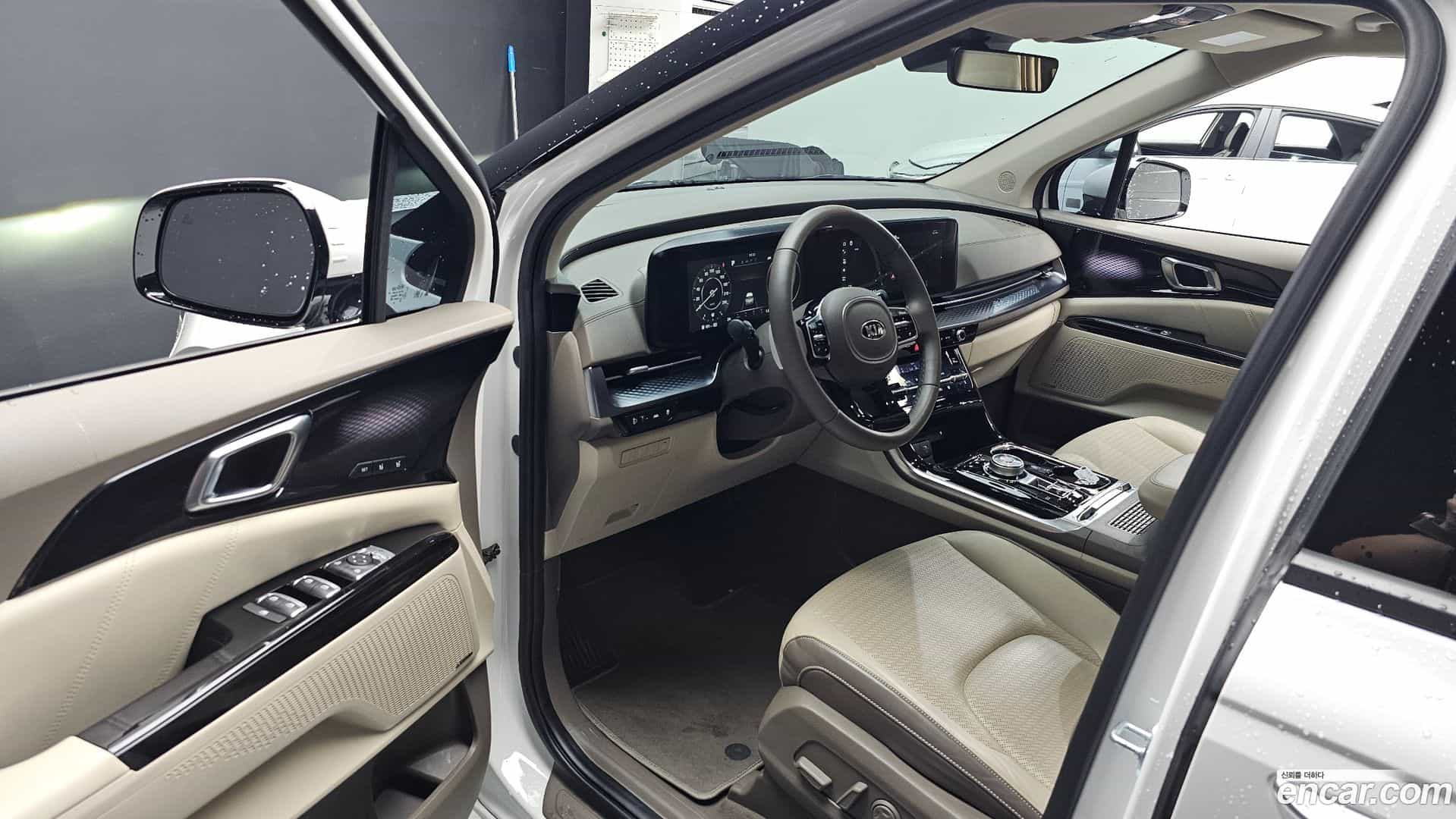 Canival Kia 2021.2-INNER-010