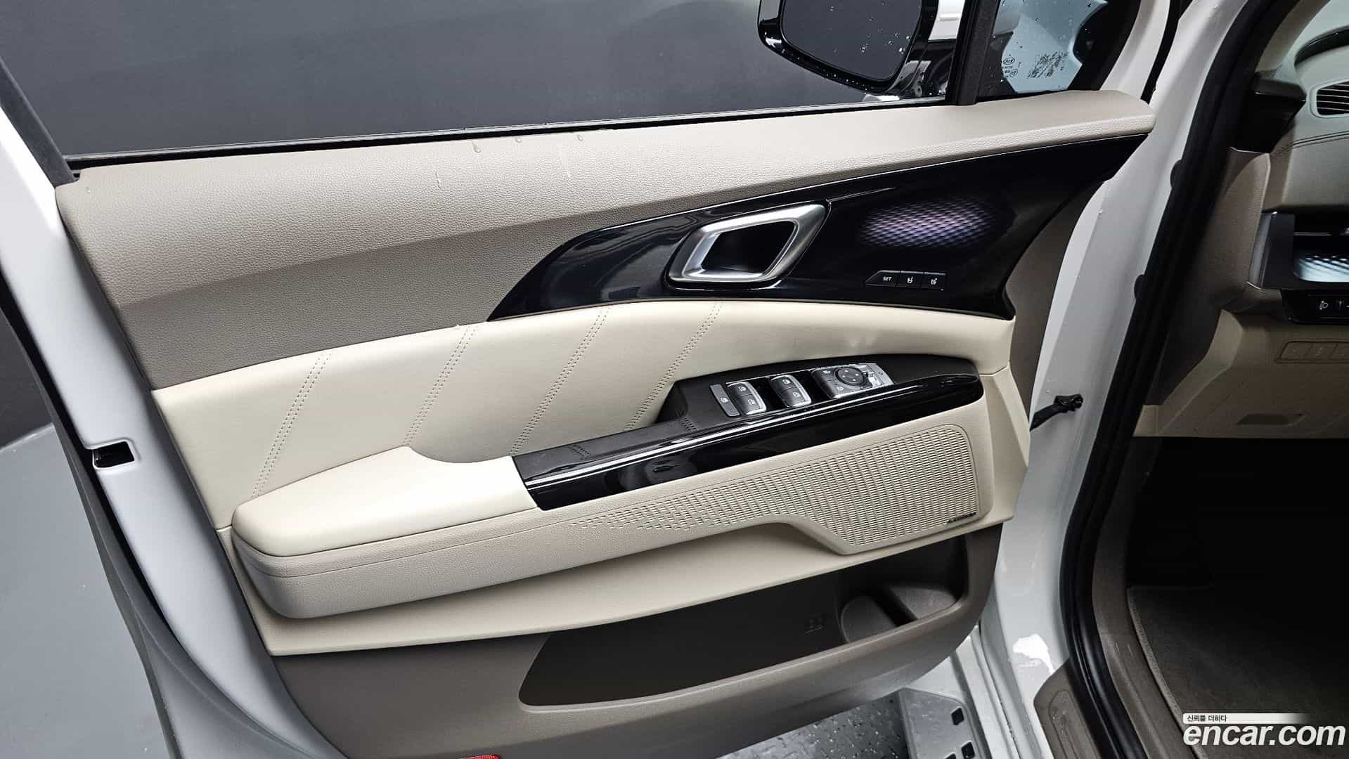 Canival Kia 2021.2-INNER-034