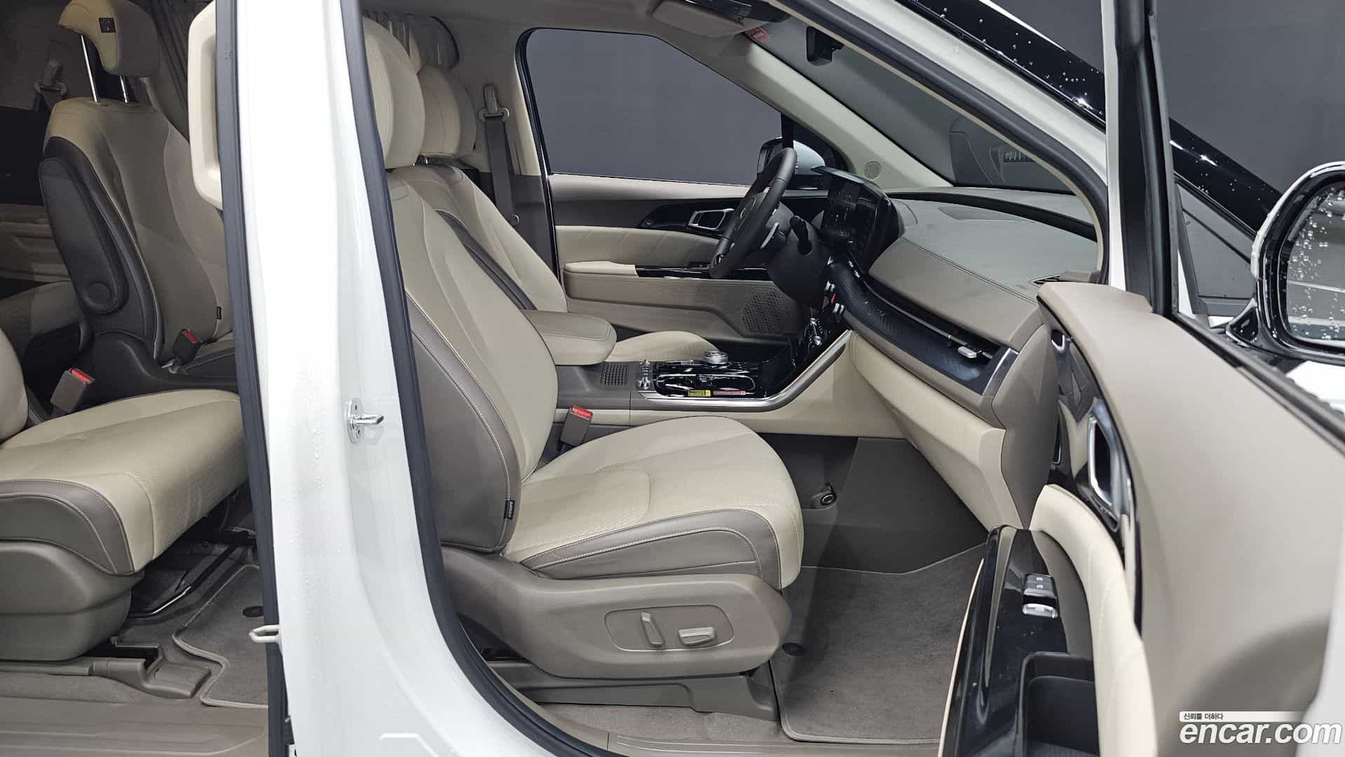 Canival Kia 2021.2-INNER-036