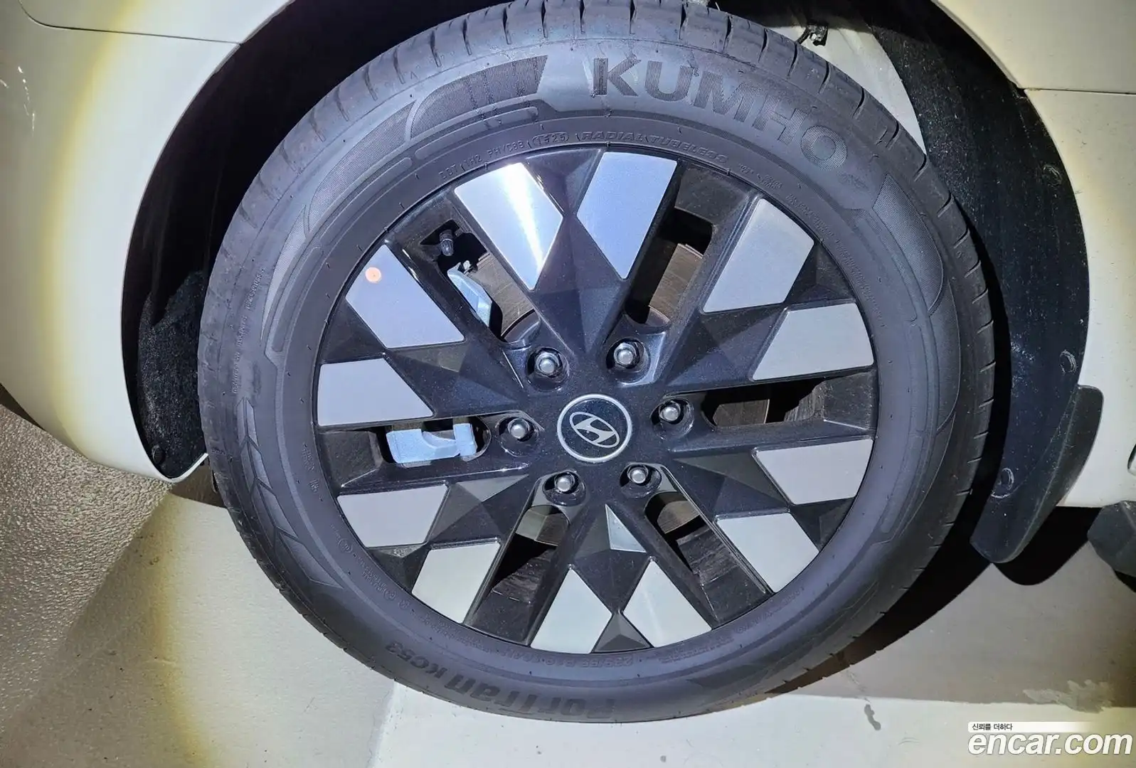 Staria Hyundai 2025.6-OUTER-005