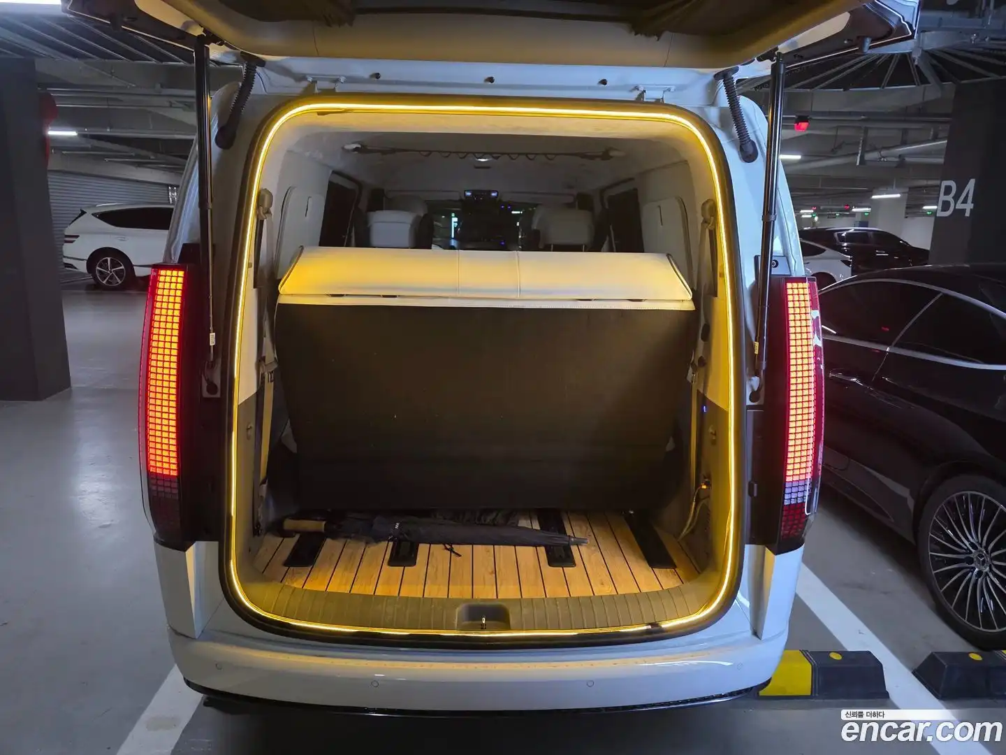Staria Hyundai 2025.6-OPTION-017