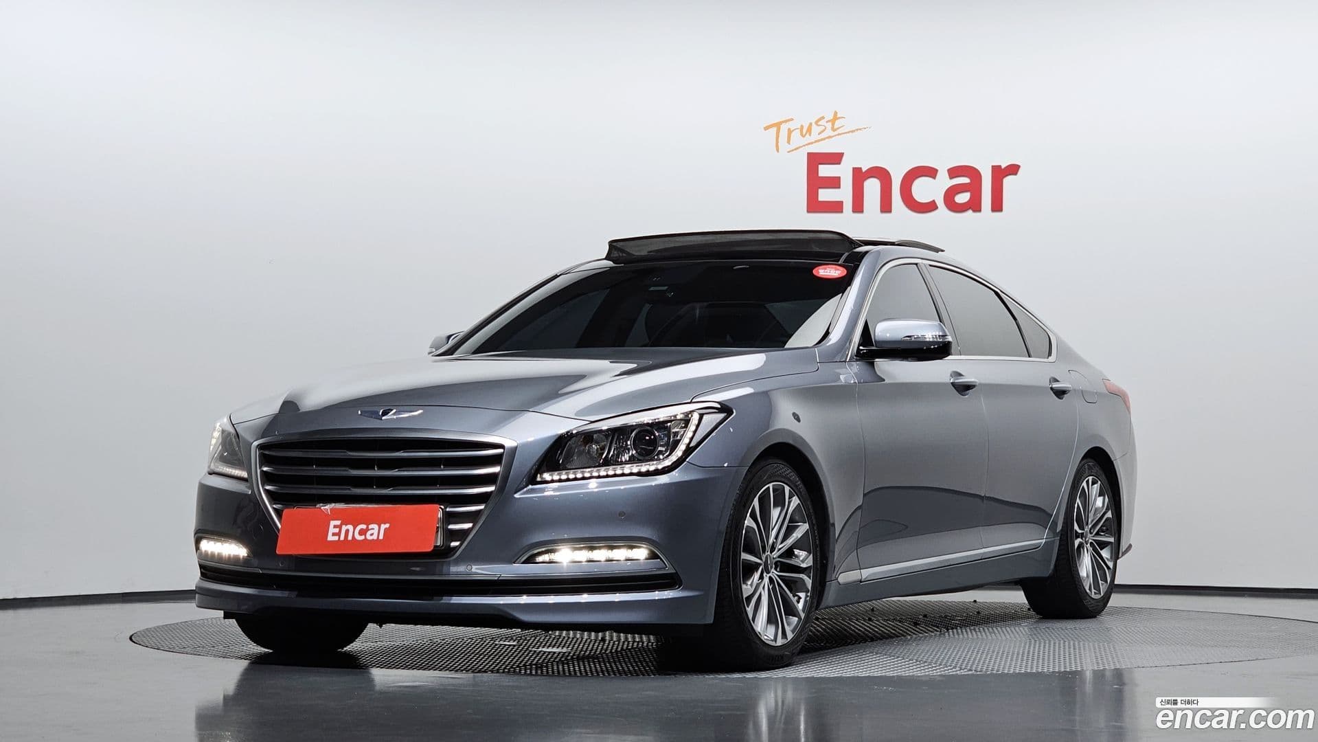 Main__Slider__Photo:Genesis Hyundai 2014.1-0