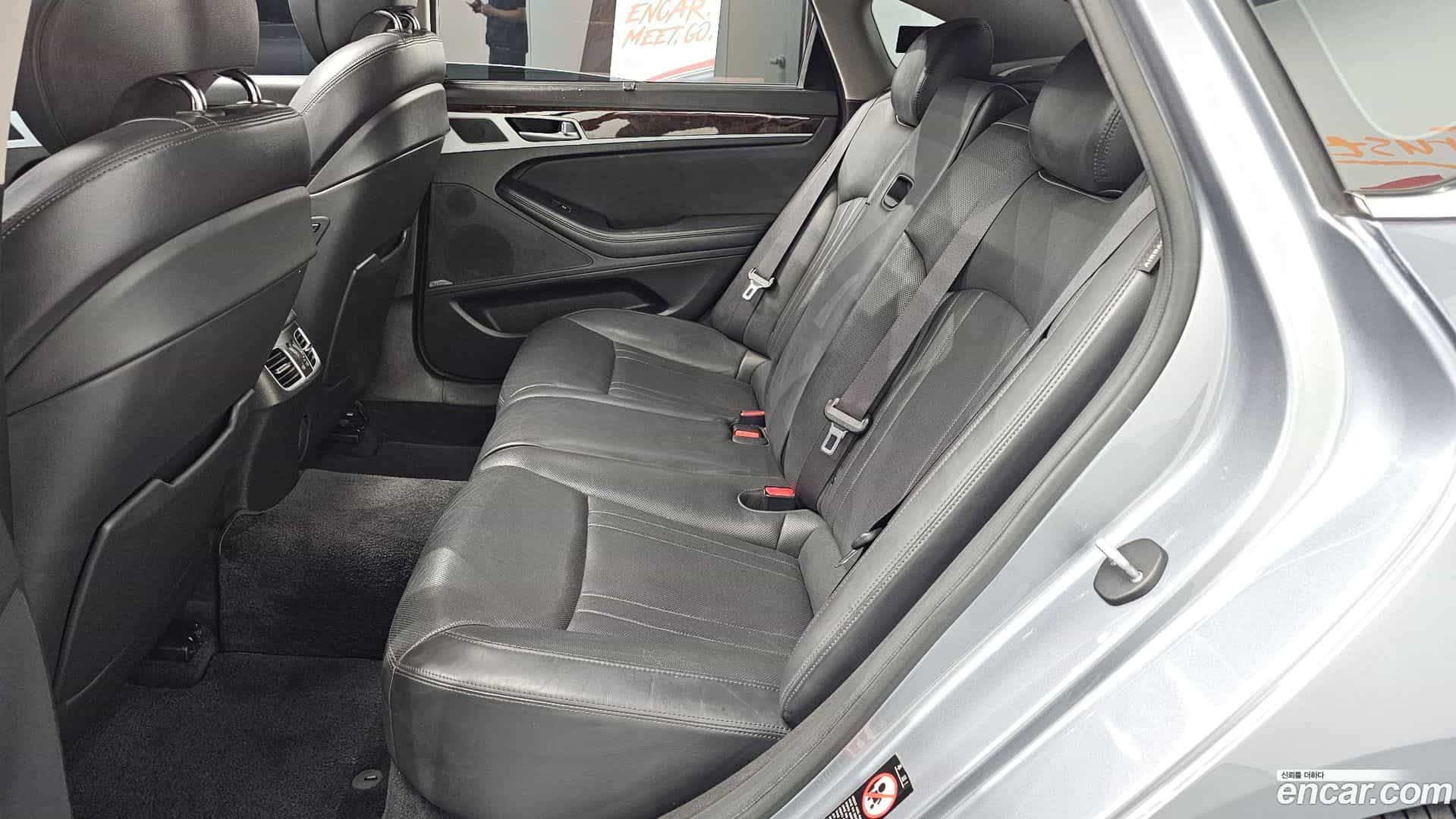 Genesis Hyundai 2014.1-OPTION-016