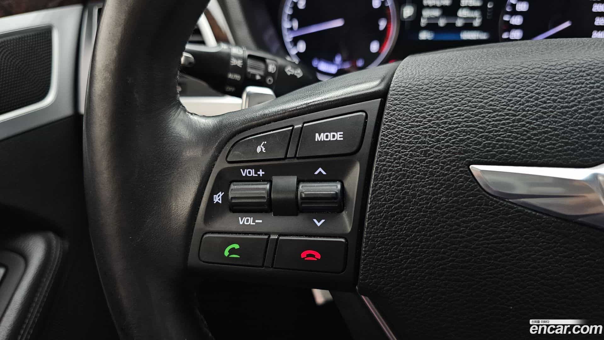 Genesis Hyundai 2014.1-OPTION-041