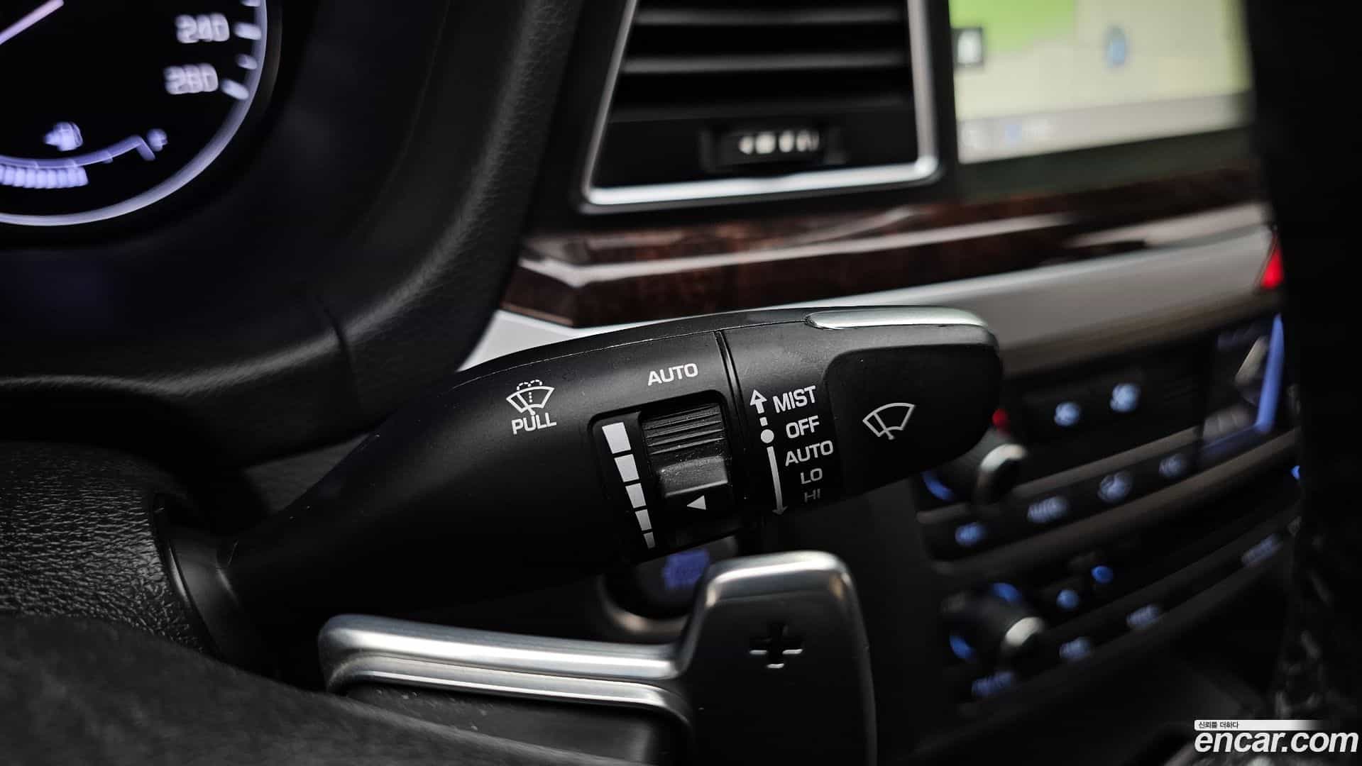 Genesis Hyundai 2014.1-OPTION-045