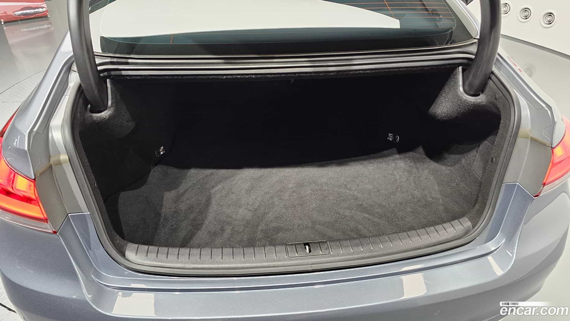 Genesis Hyundai 2014.1-OPTION-048