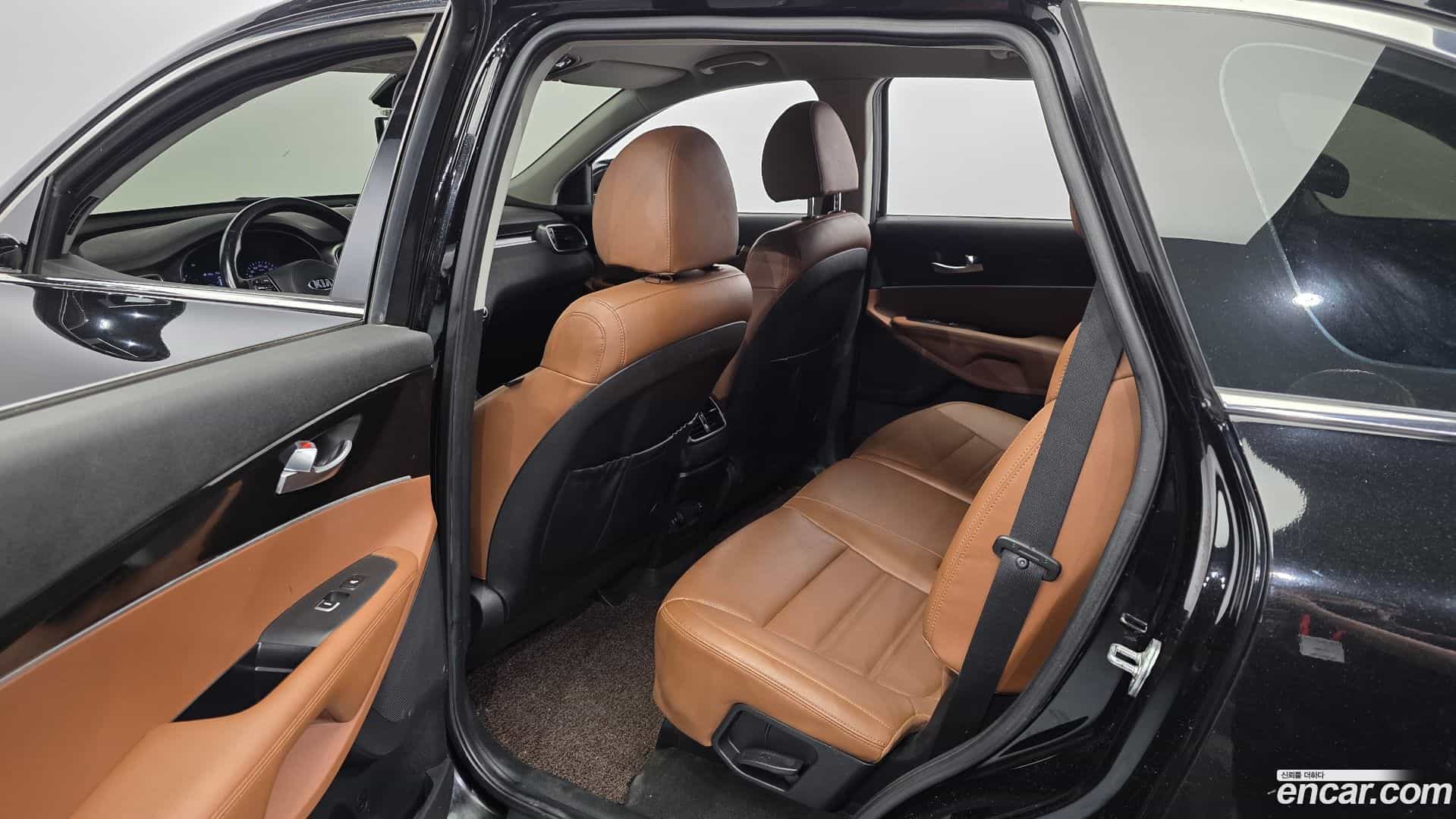 Sorento Kia 2018.6-OPTION-015