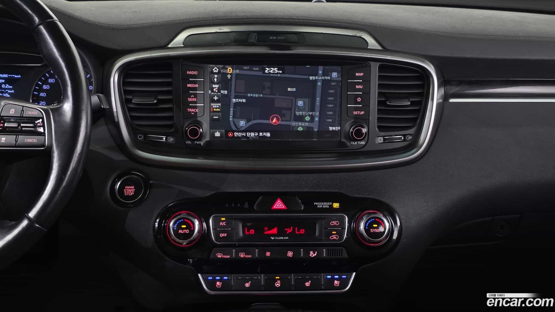 Sorento Kia 2018.6-OPTION-021