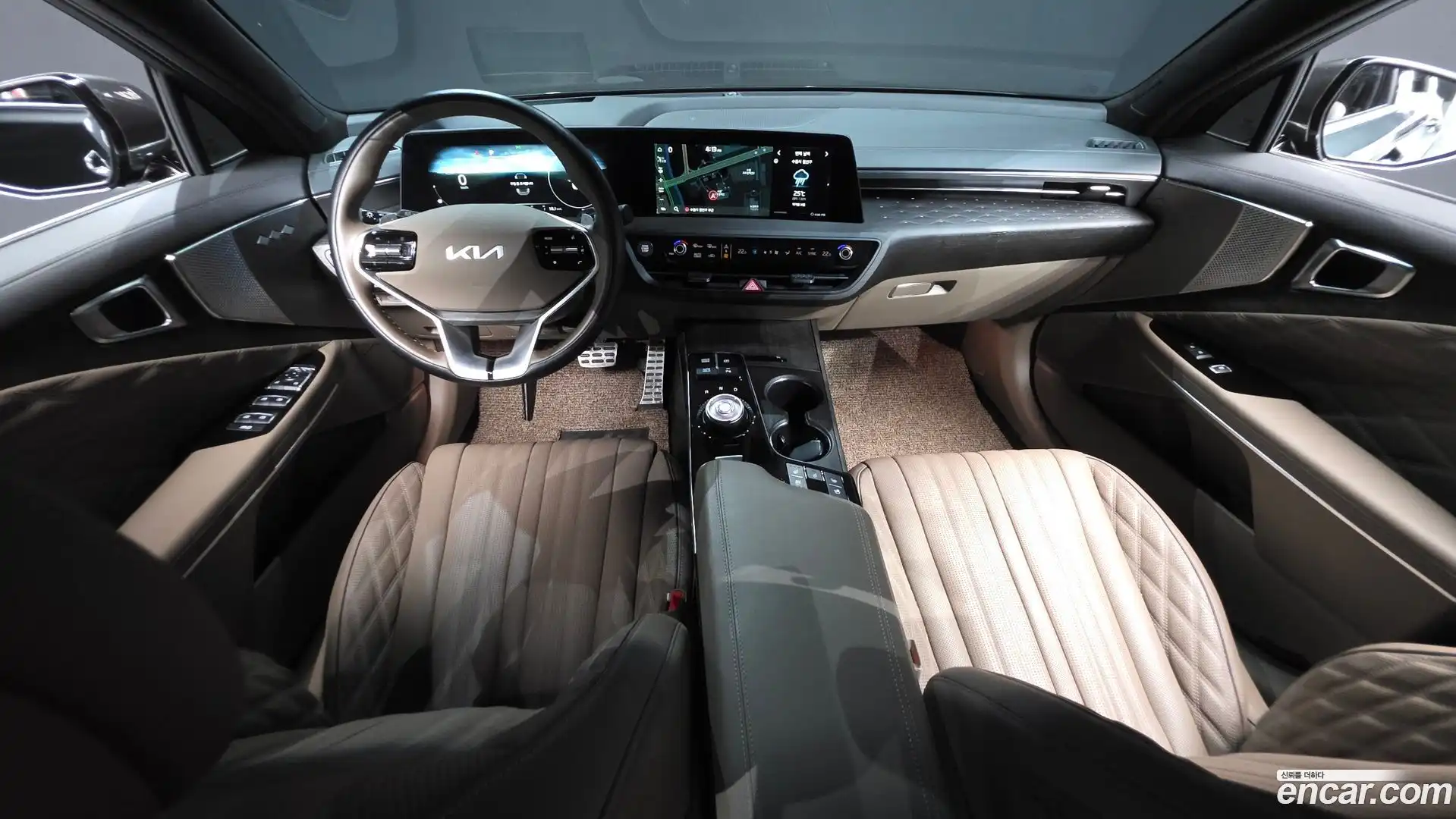 K8 Kia 2024.0-INNER-007