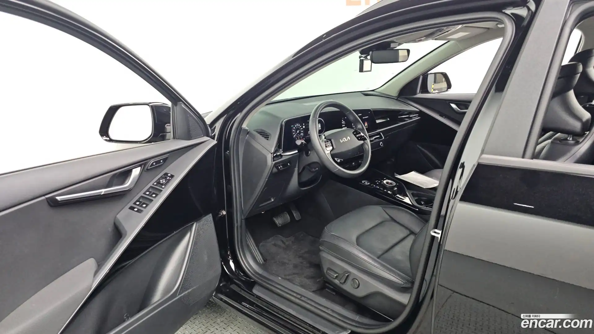 Niro Kia 2023.3-INNER-010