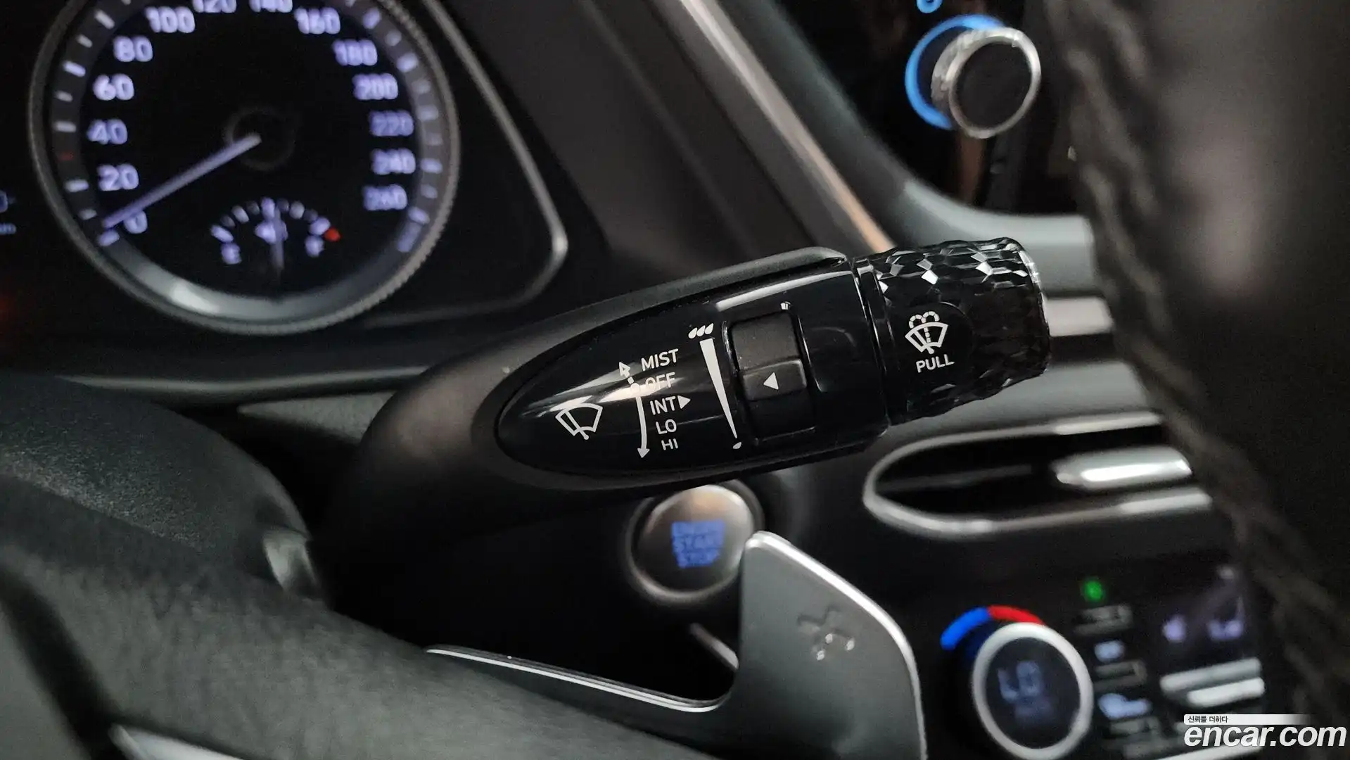 Sonata Hyundai 2019.4-OPTION-023