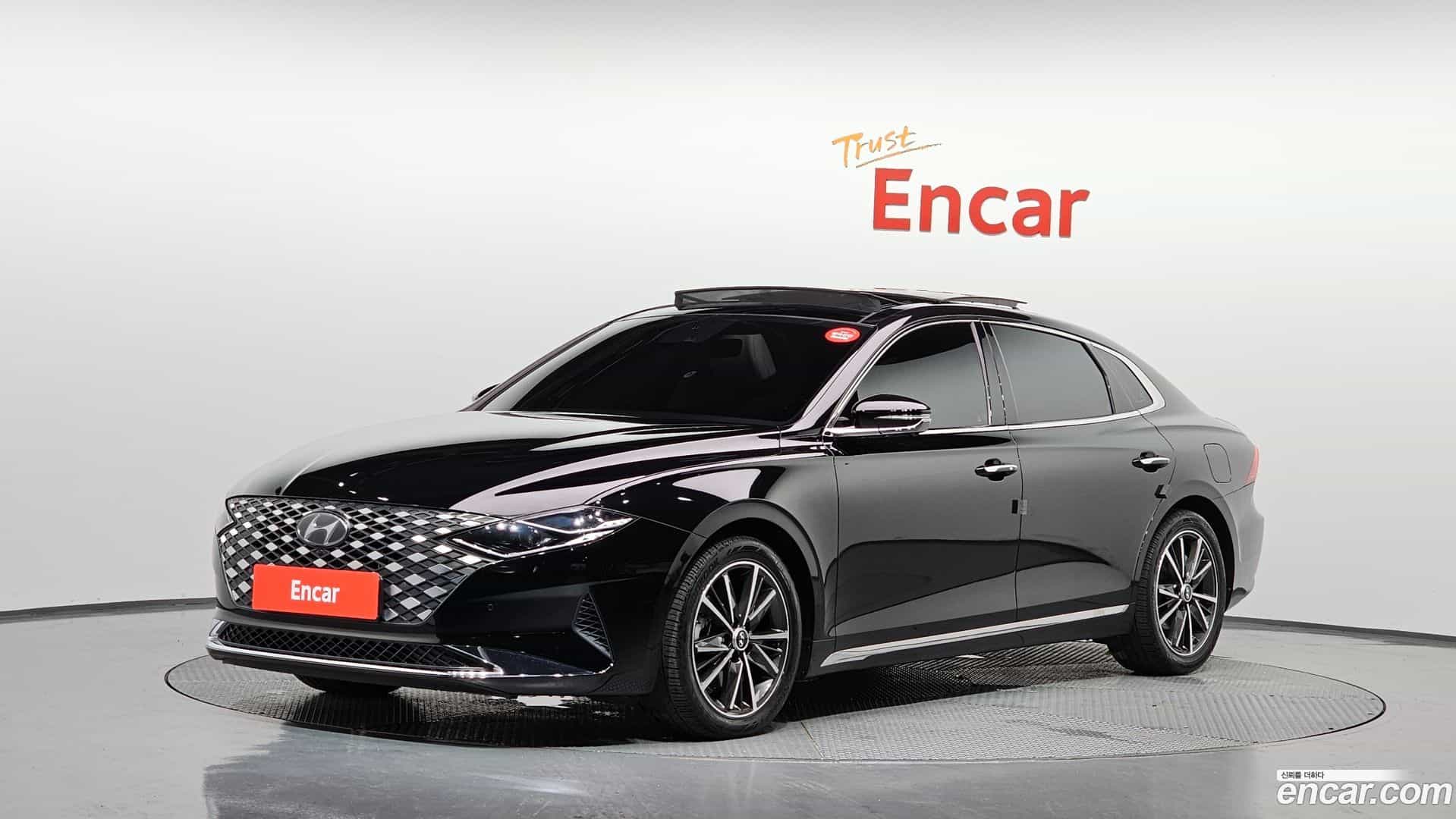 Grandeur Hyundai 2022.6-OUTER-001