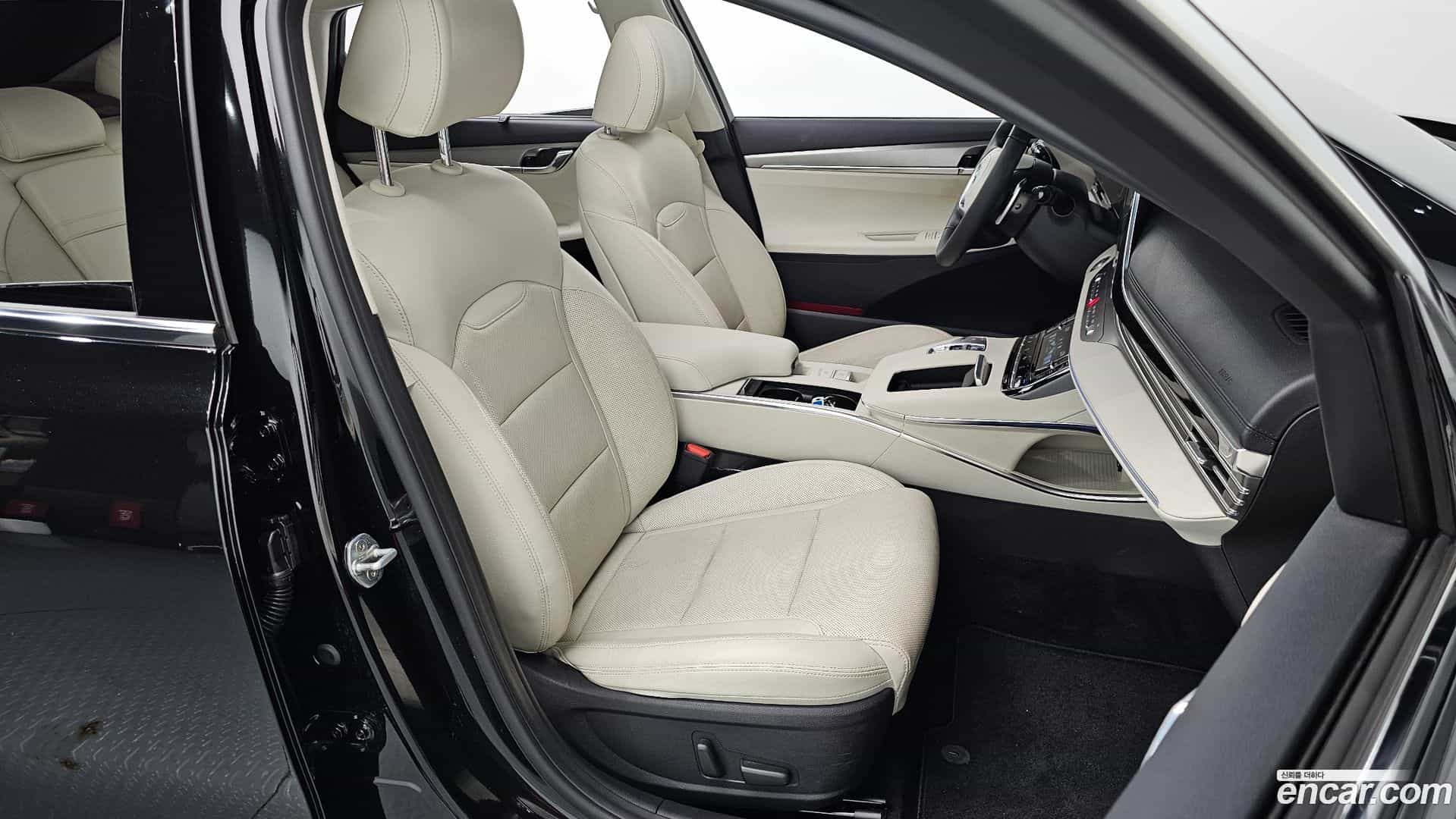 Grandeur Hyundai 2022.6-INNER-036