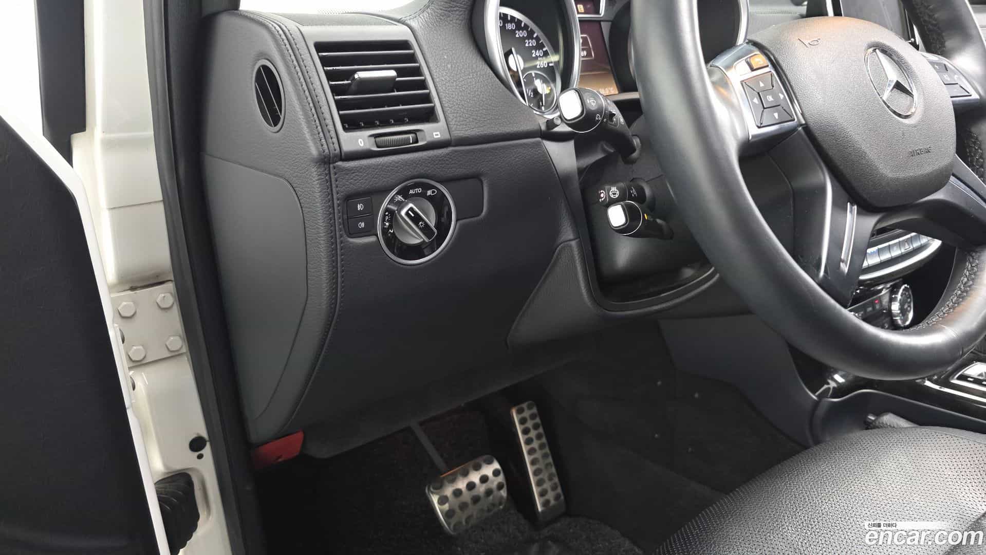 G-Class Mercedes-Benz 2015.4-OPTION-017