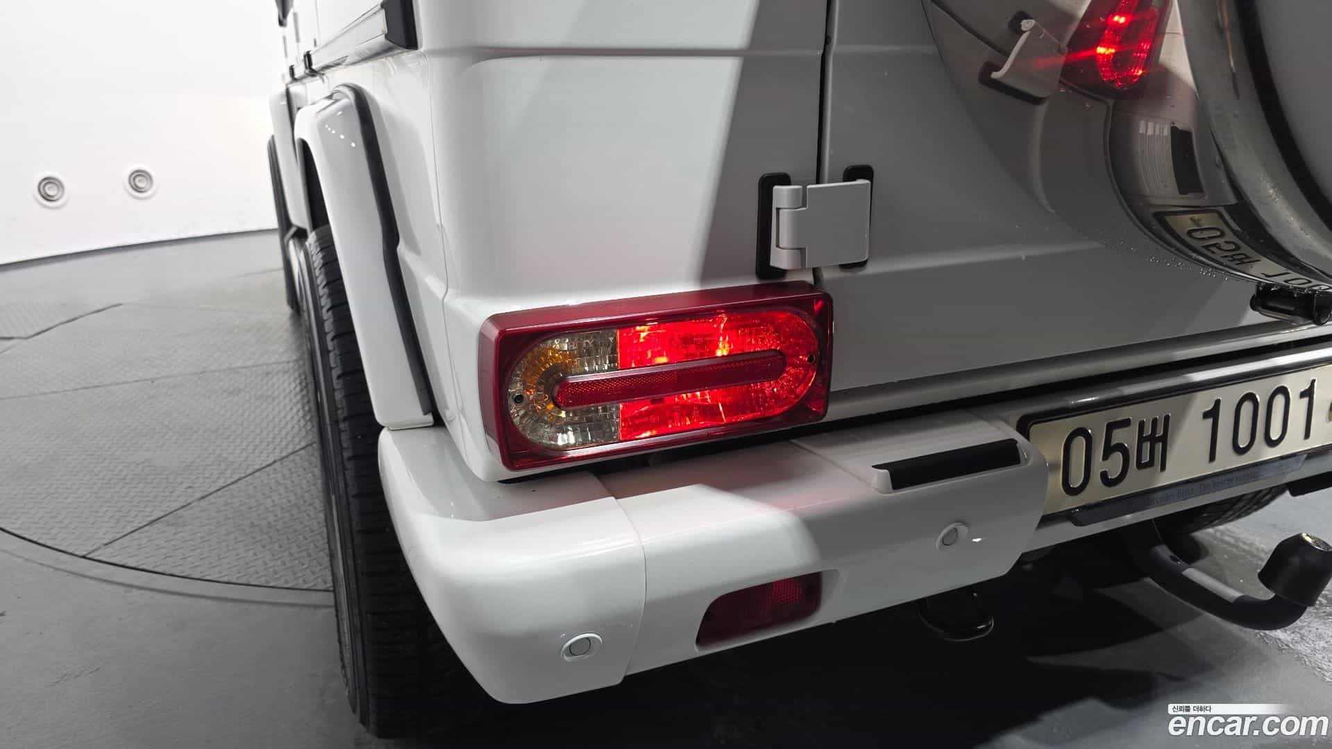 G-Class Mercedes-Benz 2015.4-OUTER-033