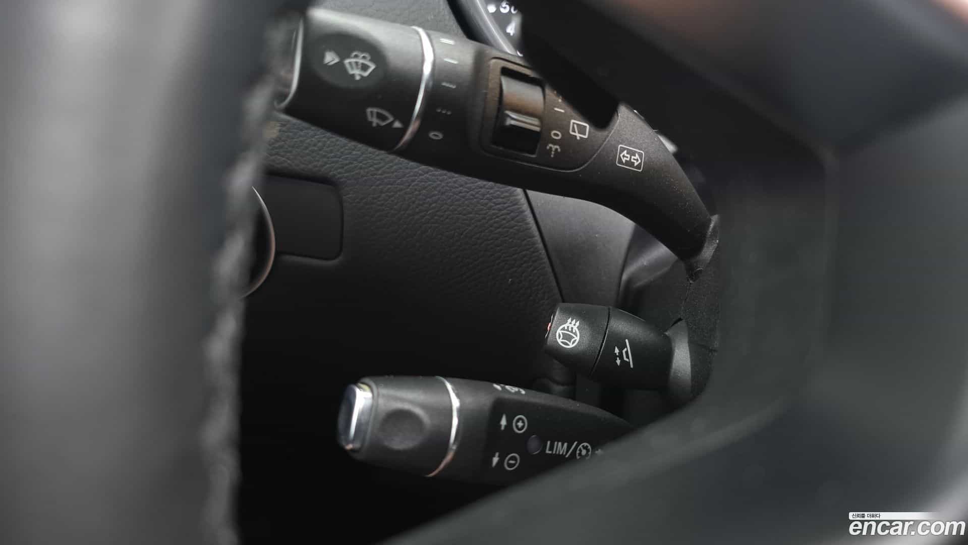 G-Class Mercedes-Benz 2015.4-OPTION-040