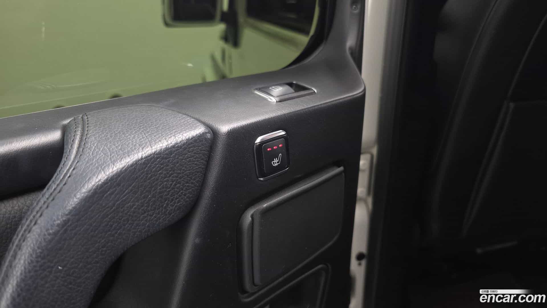 G-Class Mercedes-Benz 2015.4-OPTION-041