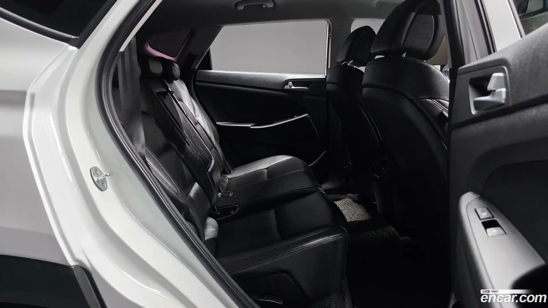 Tucson Hyundai 2018.1-OPTION-015