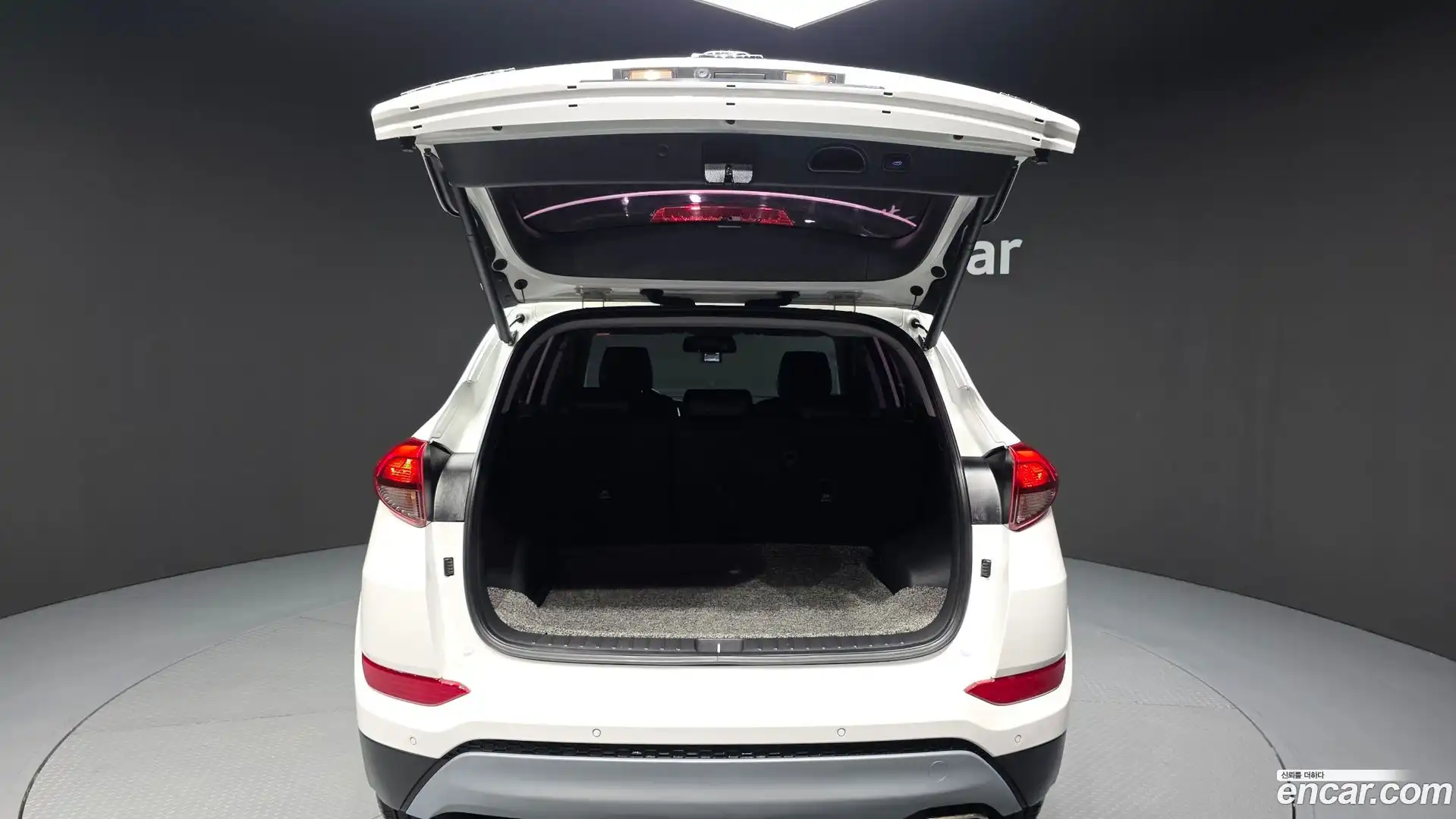 Tucson Hyundai 2018.1-OPTION-024