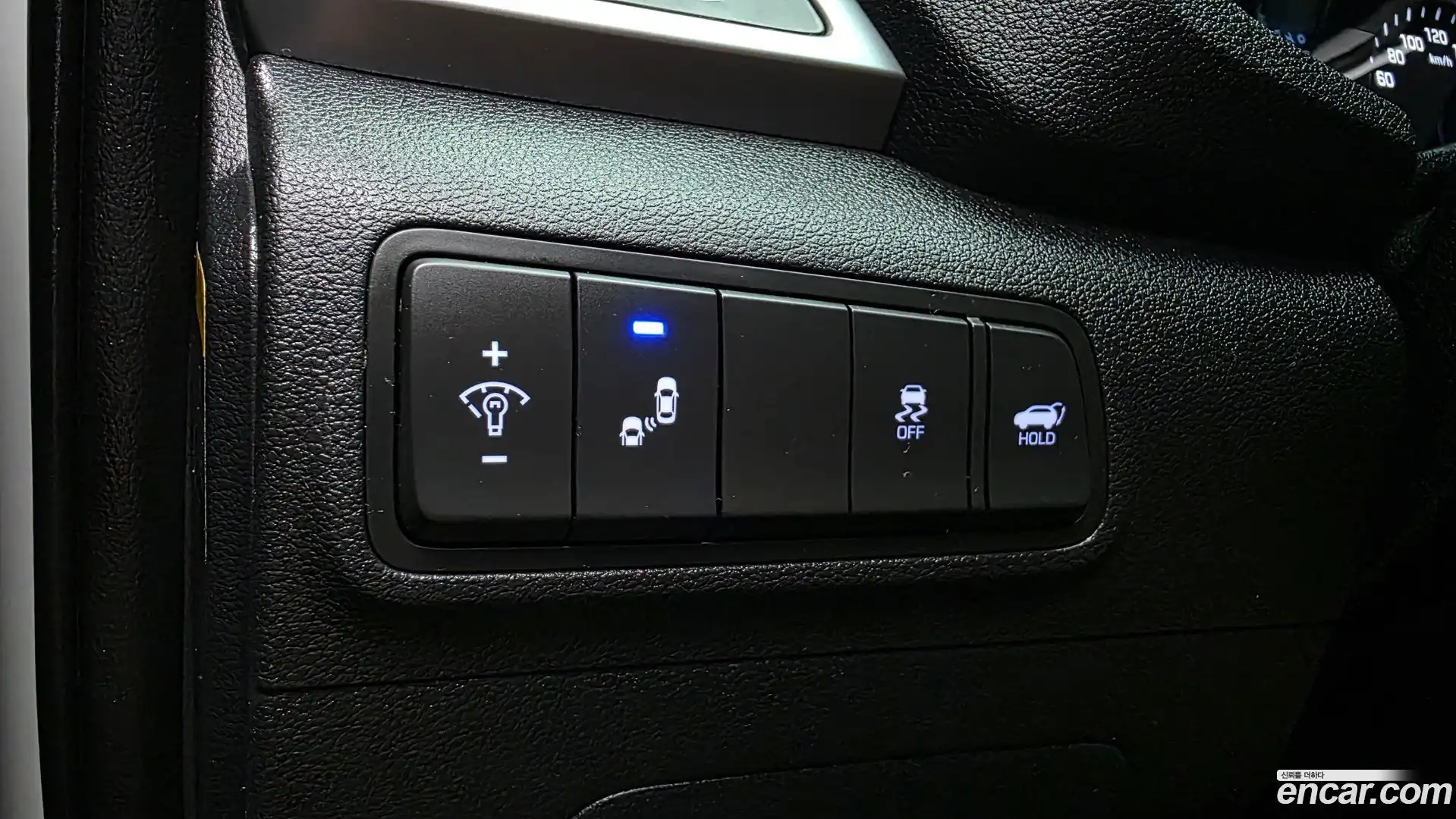 Tucson Hyundai 2018.1-OPTION-042