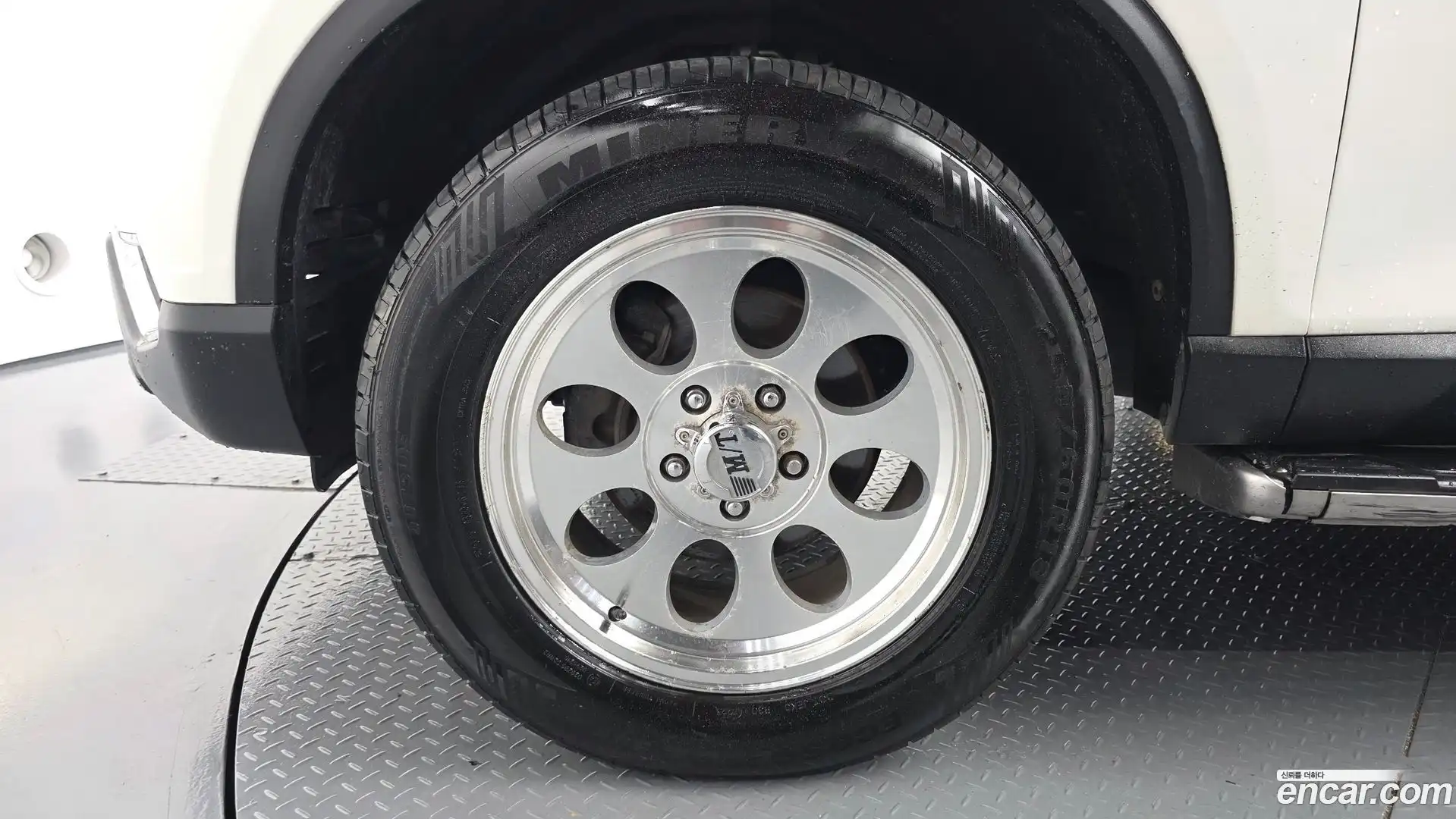 Rexton KG Mobility 2018.0-OUTER-005