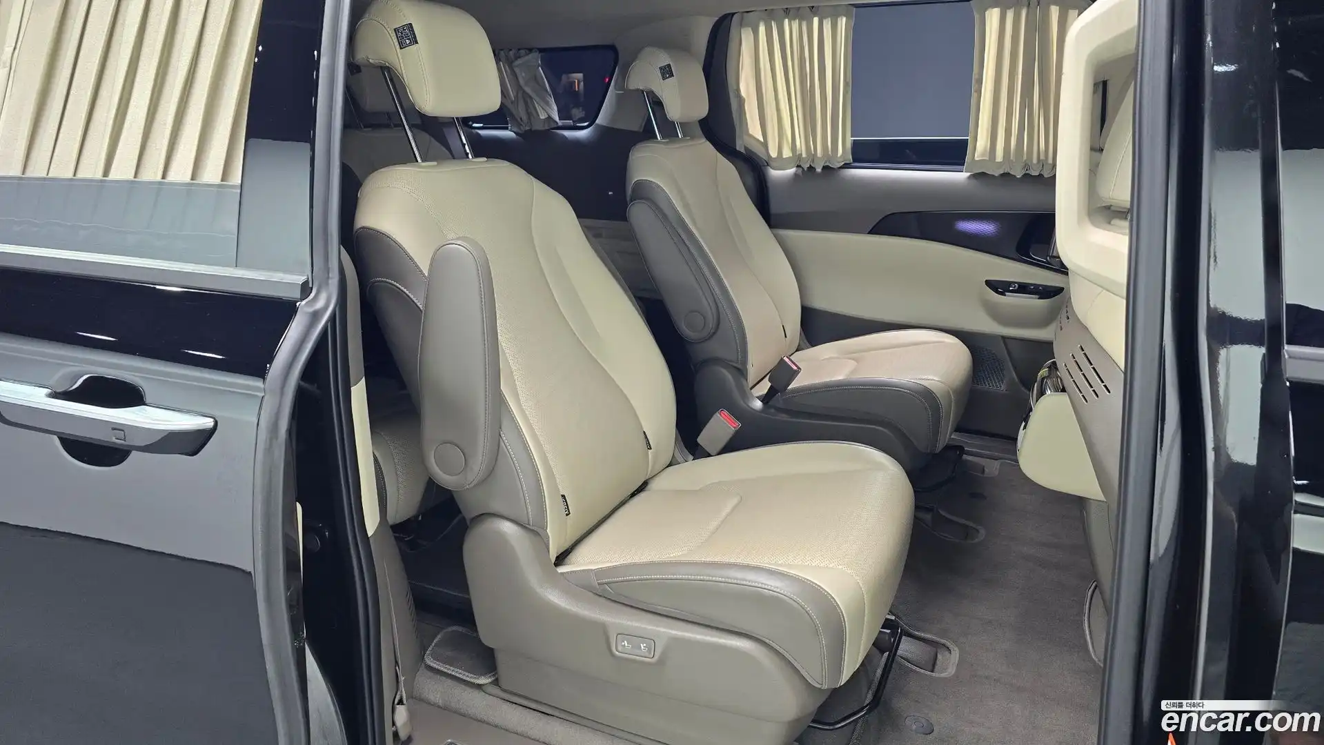 Canival Kia 2023.3-INNER-036