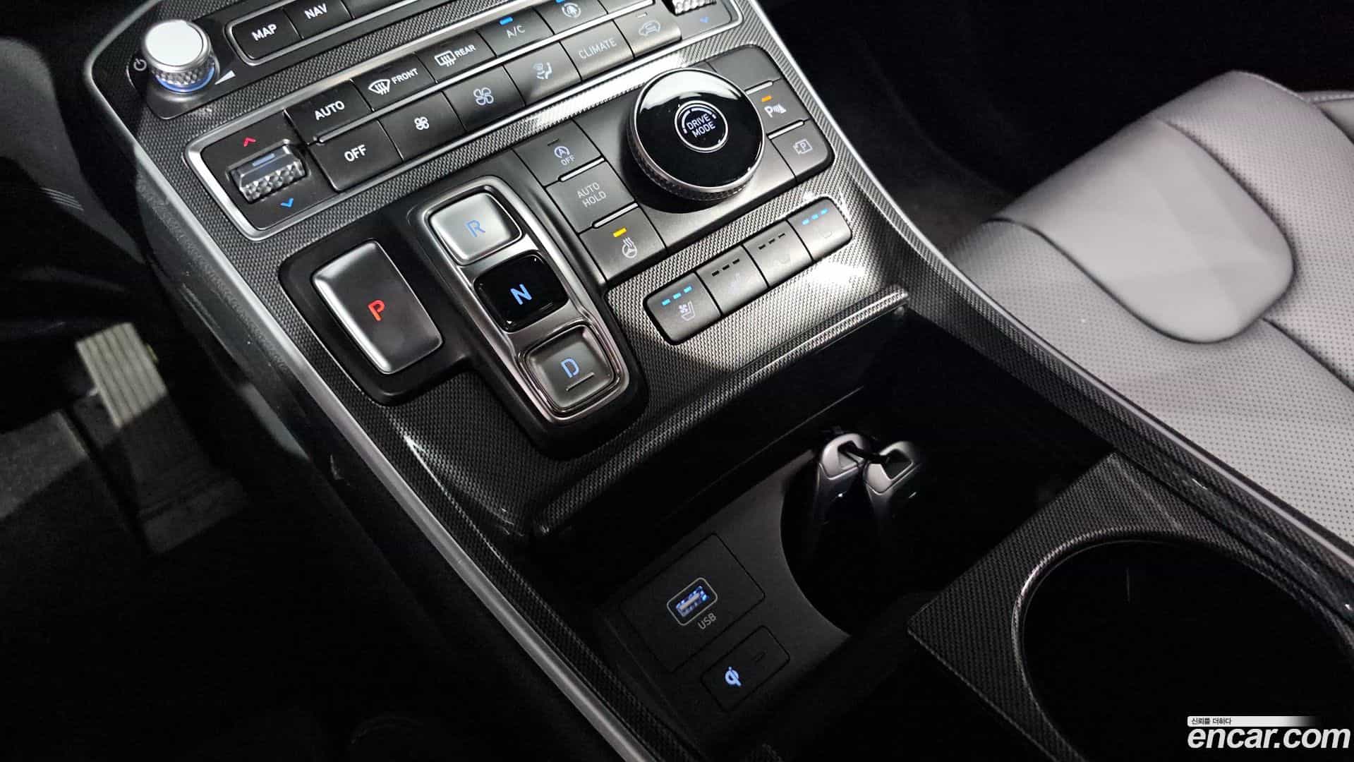 Santafe Hyundai 2023.2-INNER-009