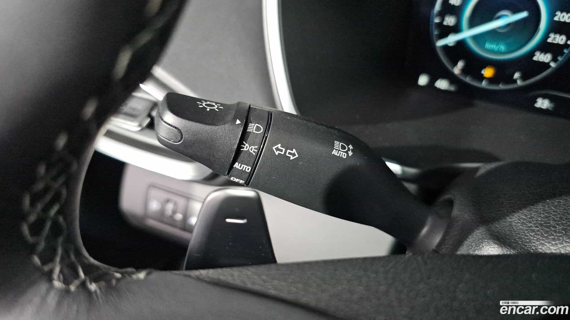 Santafe Hyundai 2023.2-OPTION-042