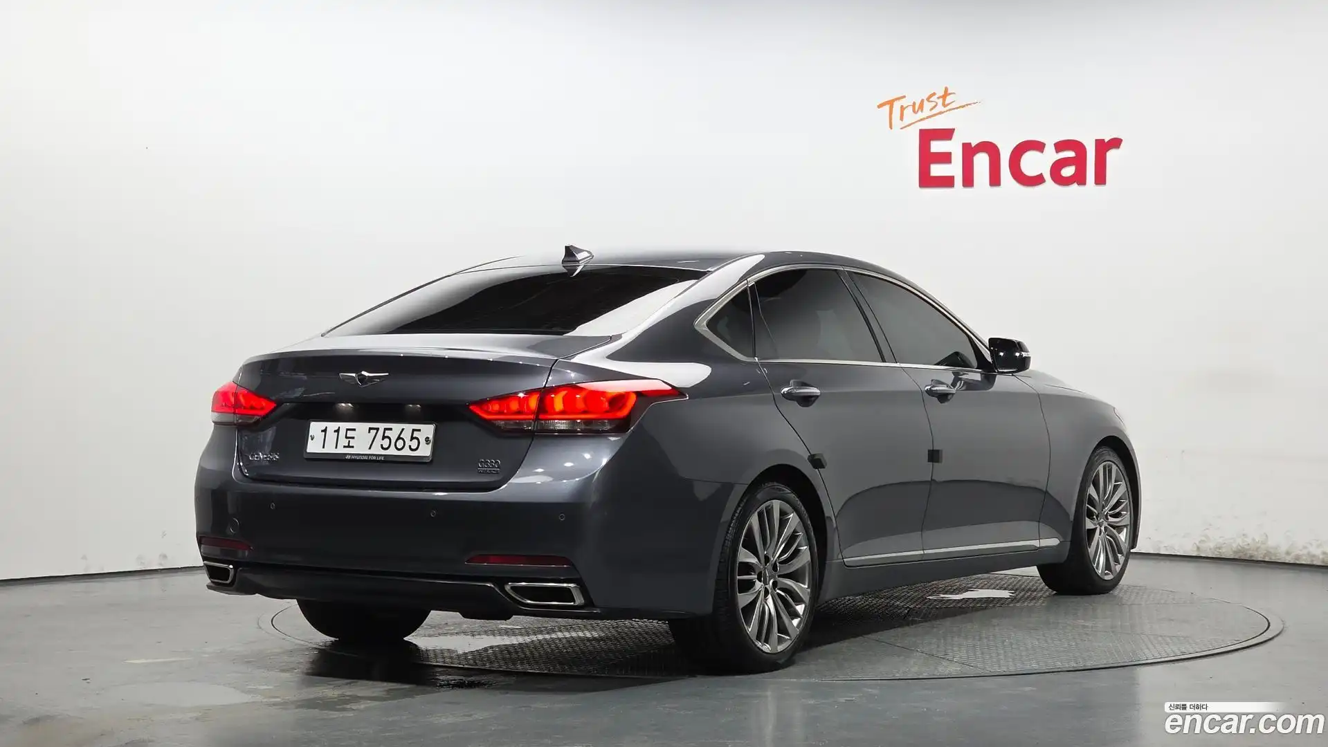 Genesis Hyundai 2015.5-OUTER-002