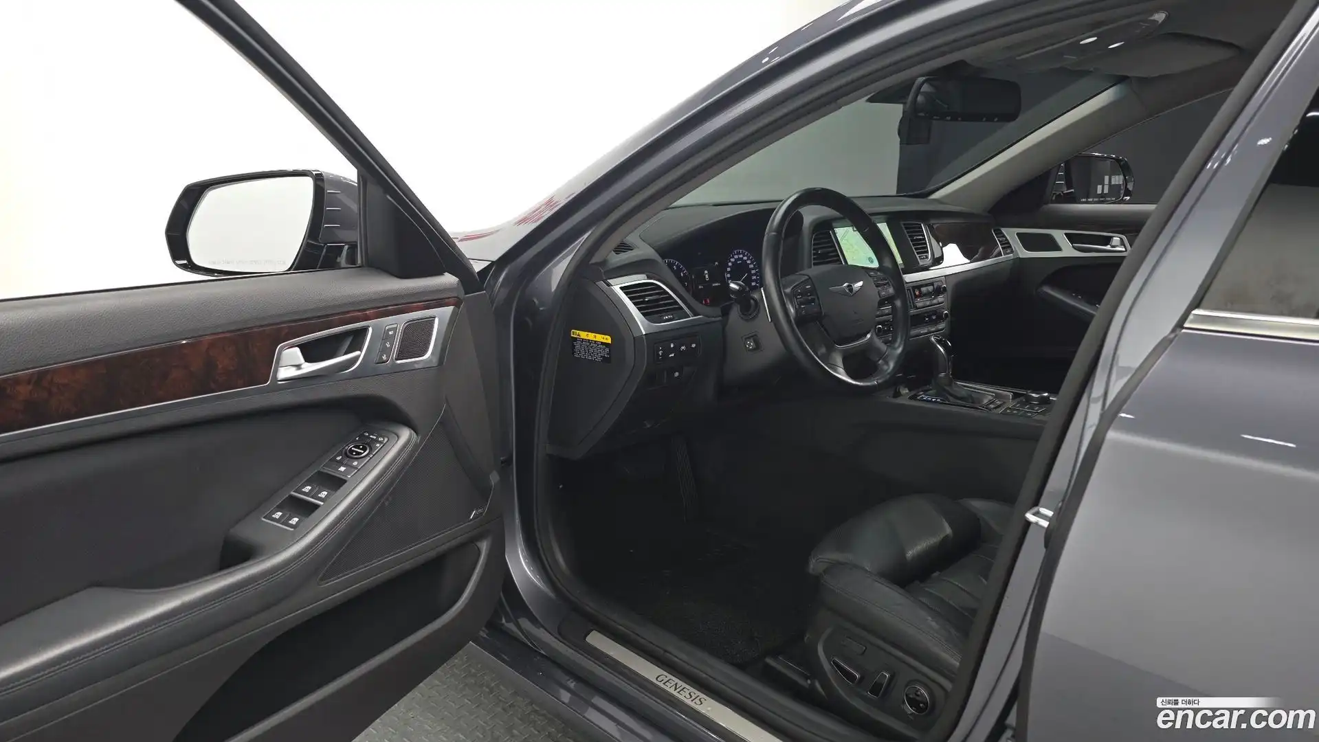 Genesis Hyundai 2015.5-INNER-010