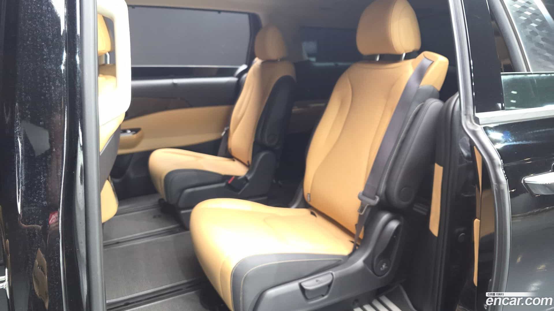 Canival Kia 2023.9-OPTION-016