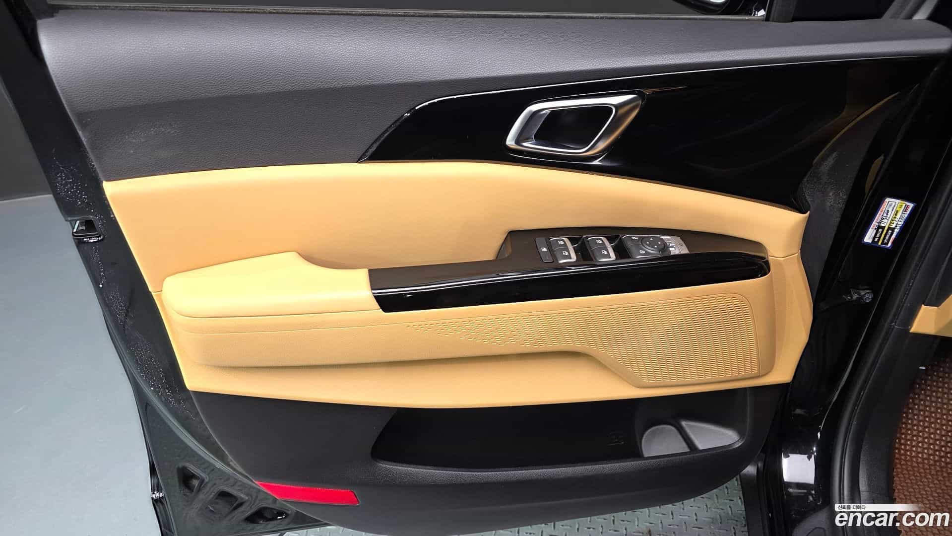 Canival Kia 2023.9-INNER-034
