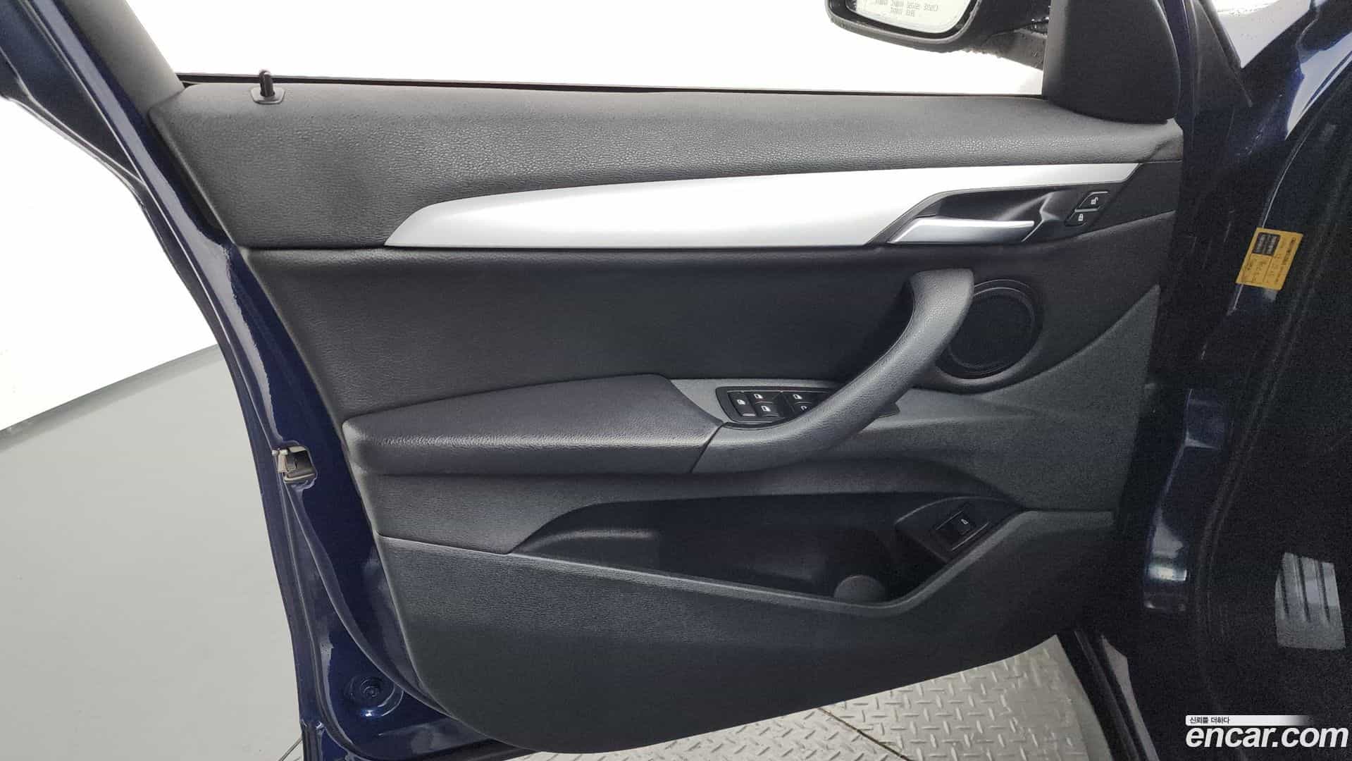 X1 BMW 2019.5-INNER-034