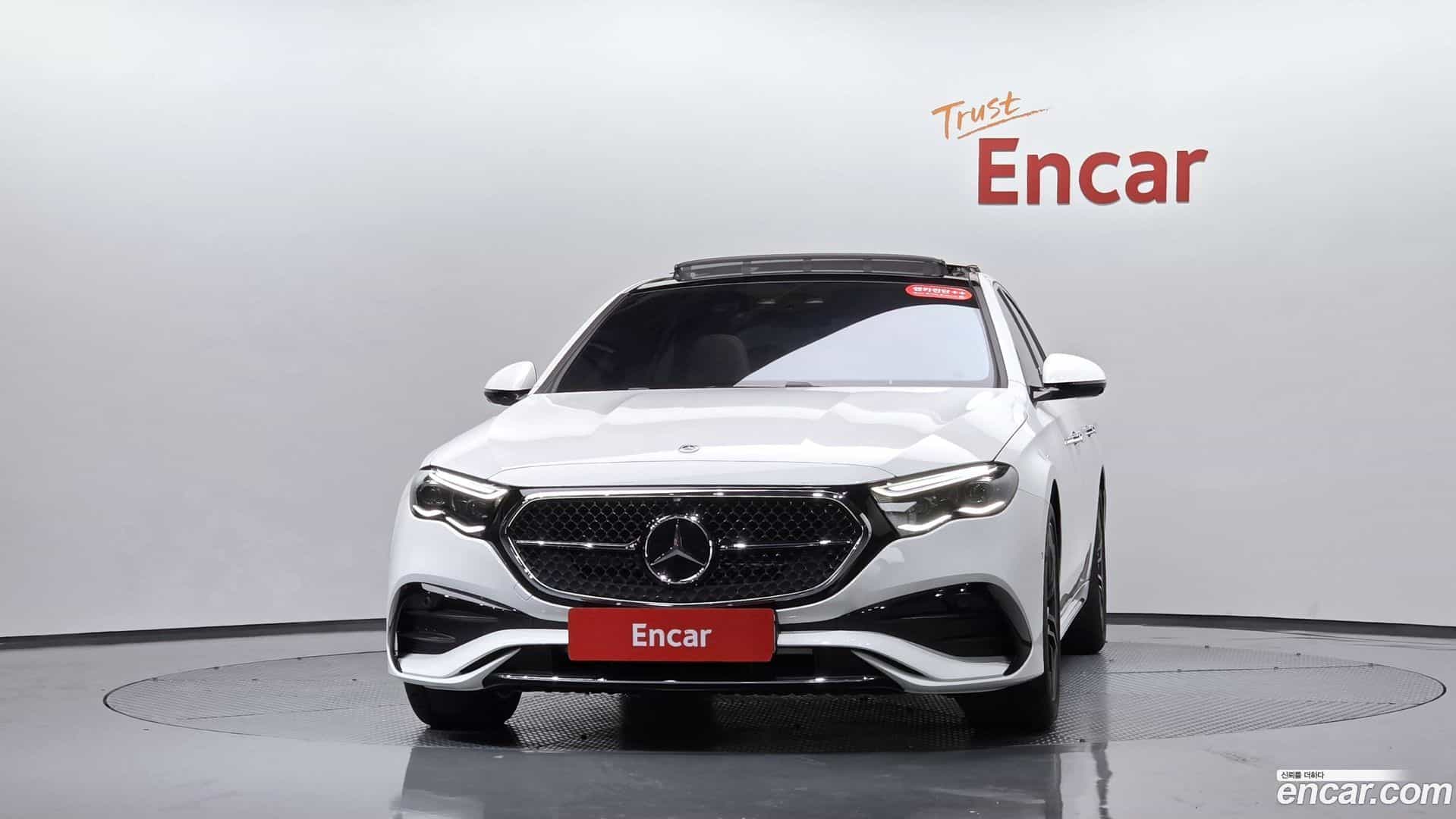 E-Class Mercedes-Benz 2026.0-OUTER-003