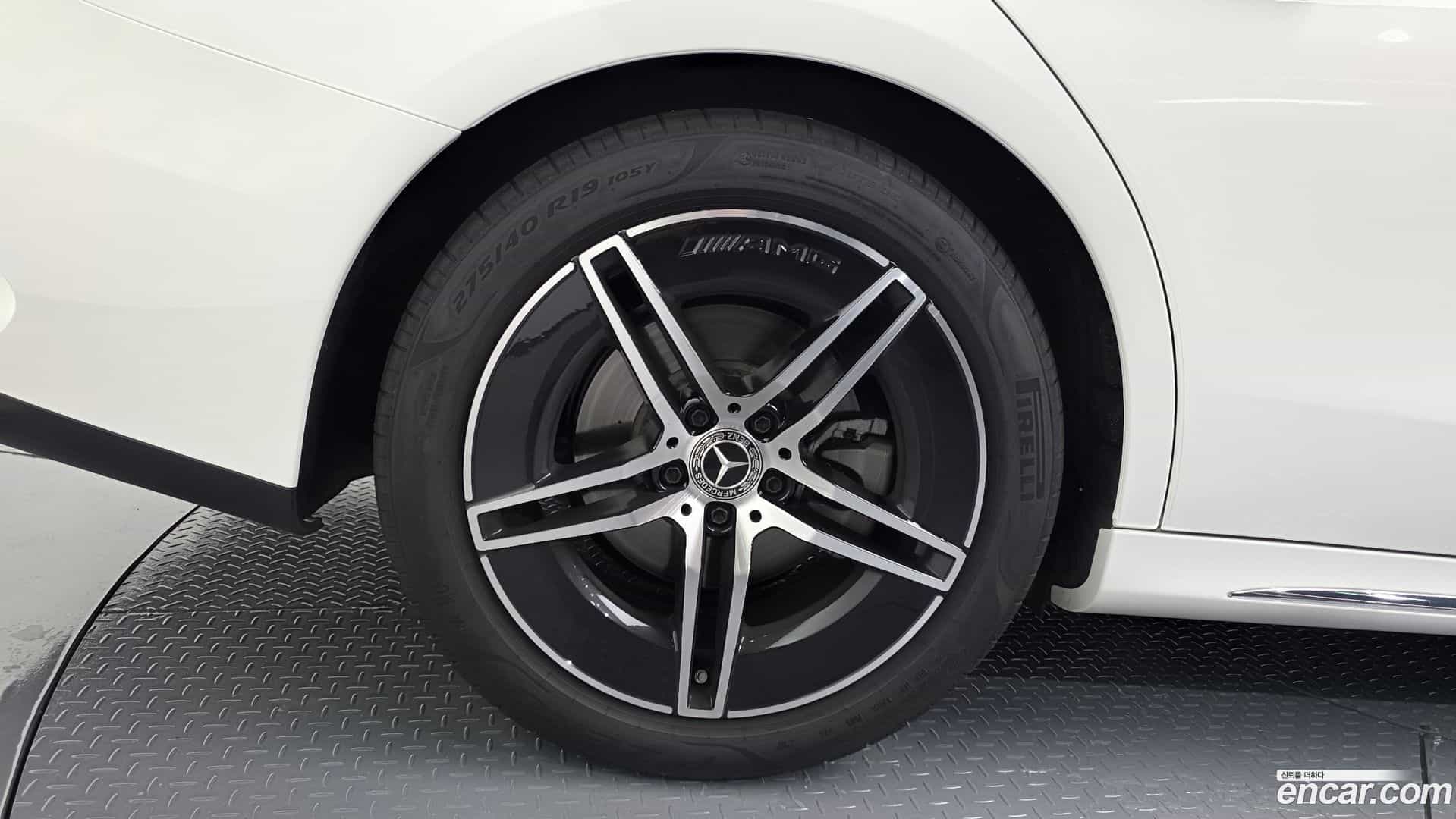 E-Class Mercedes-Benz 2026.0-OUTER-031