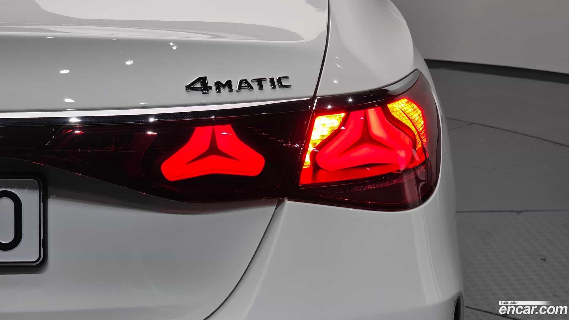 E-Class Mercedes-Benz 2026.0-OUTER-033