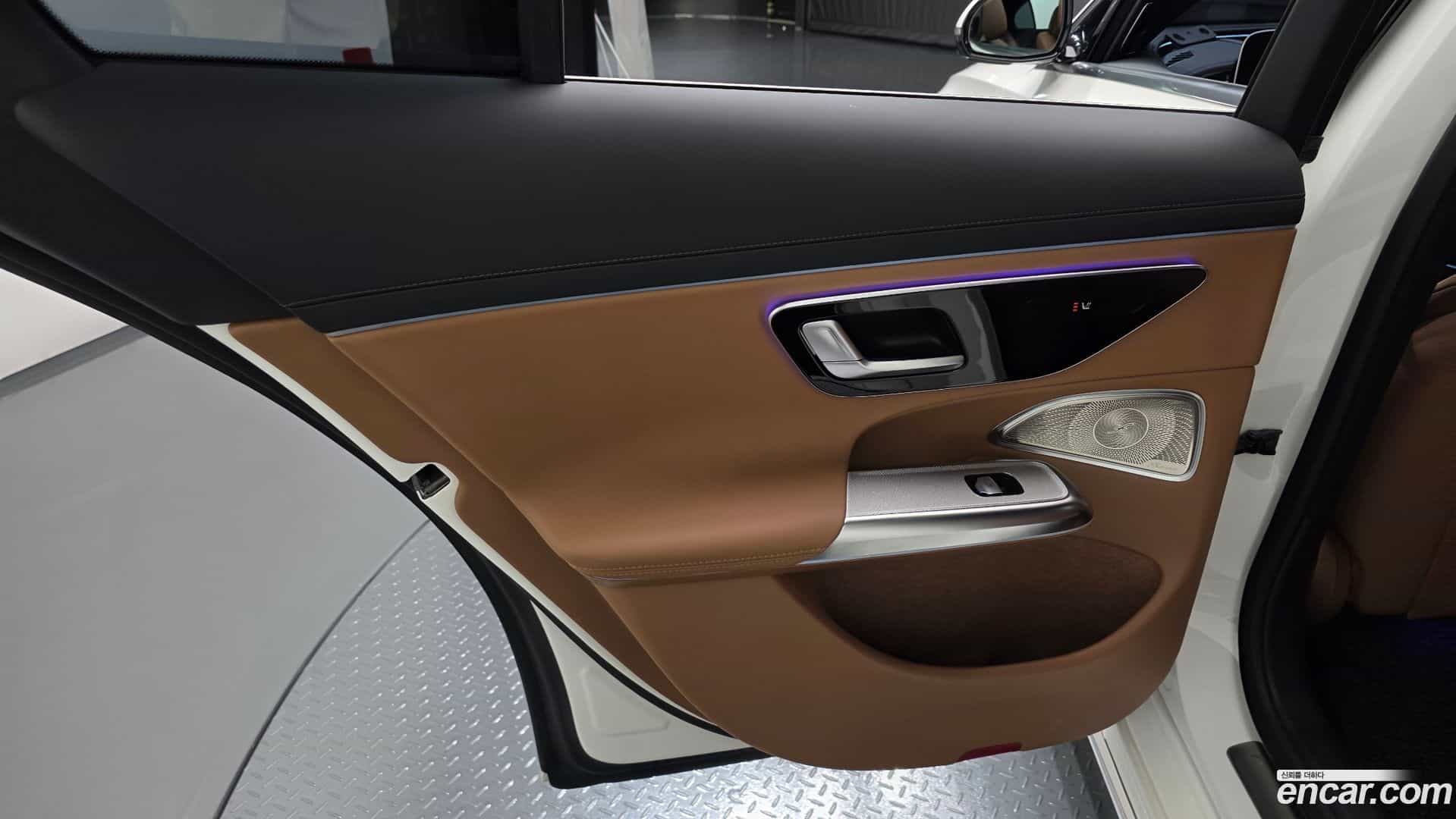 E-Class Mercedes-Benz 2026.0-INNER-035