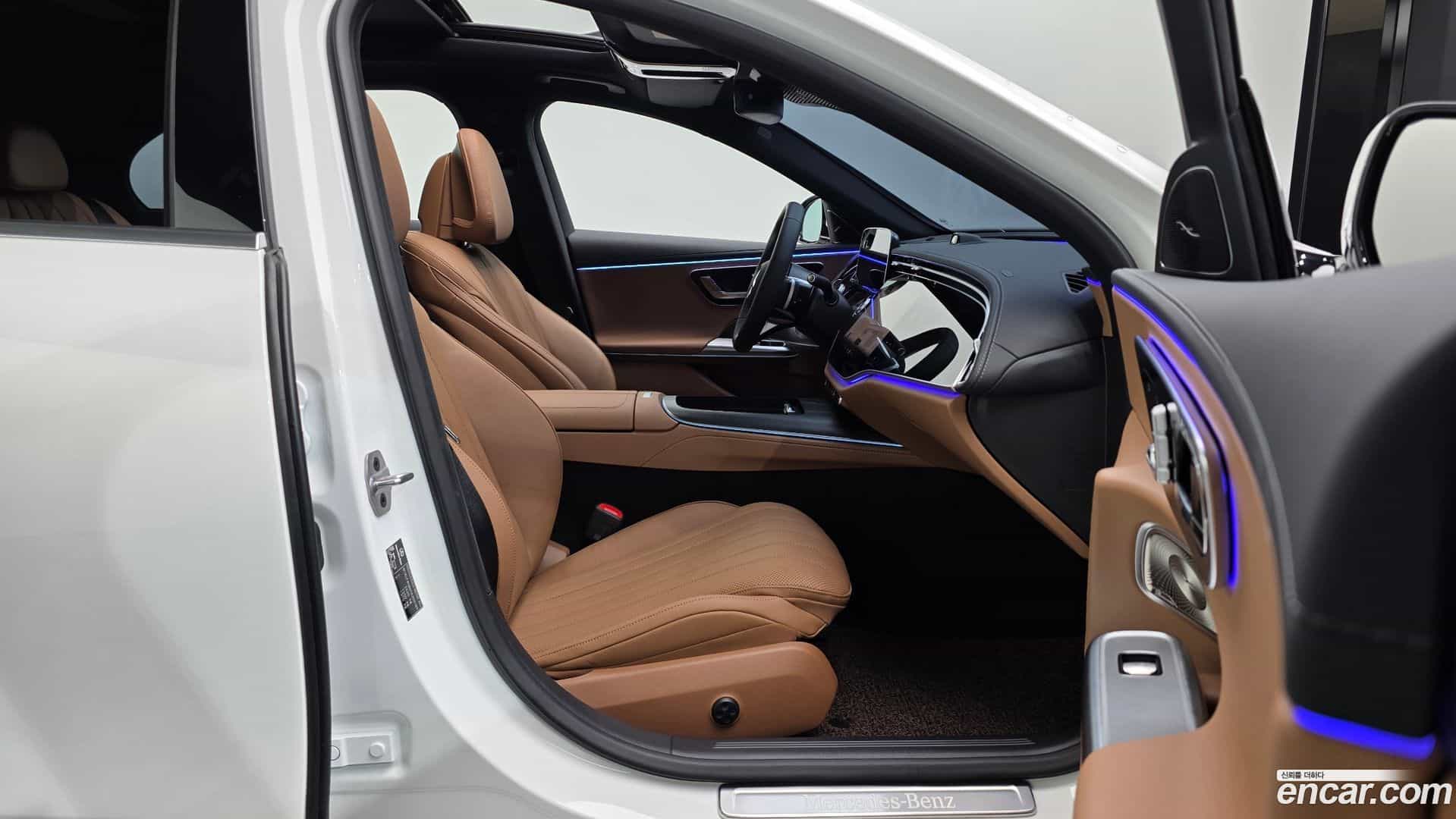 E-Class Mercedes-Benz 2026.0-INNER-036