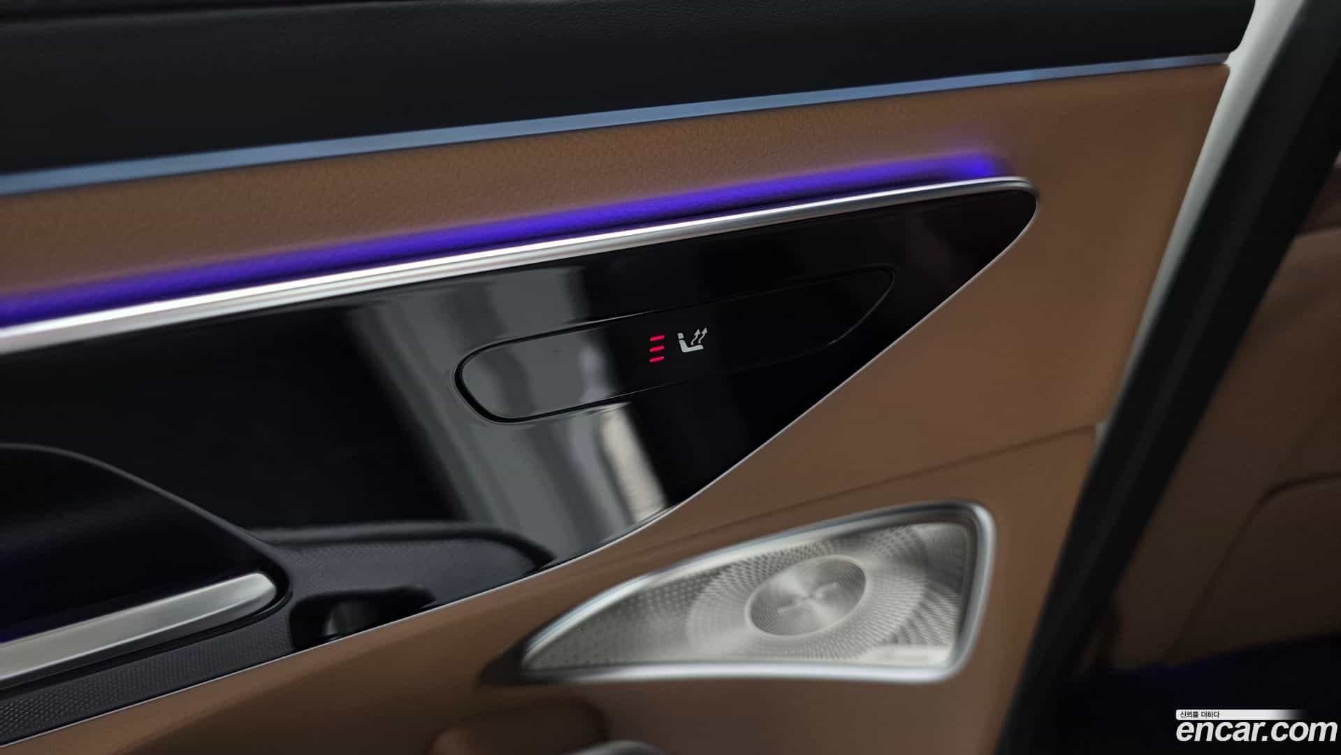 E-Class Mercedes-Benz 2026.0-OPTION-040